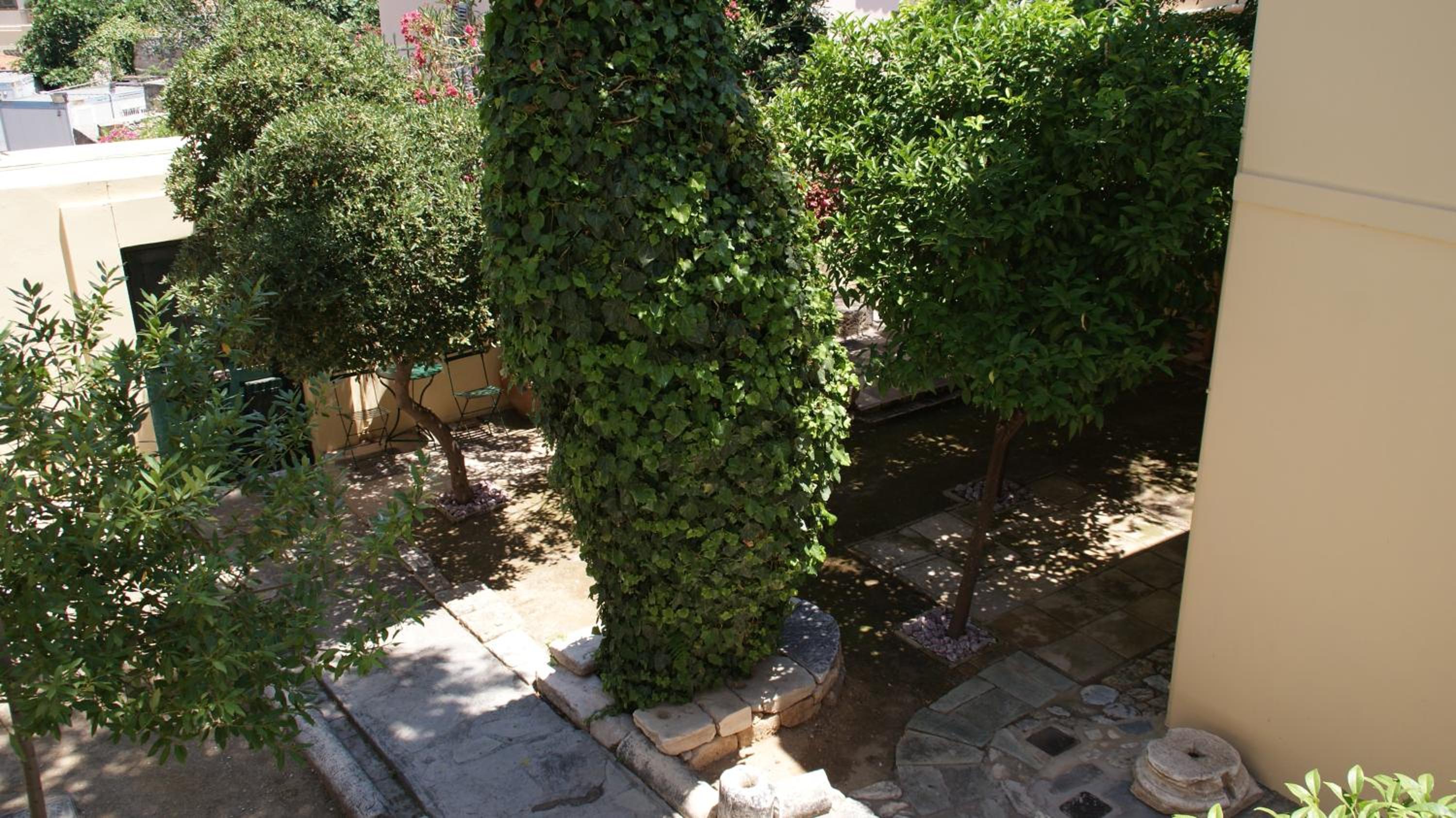 A Painter's House in Plaka