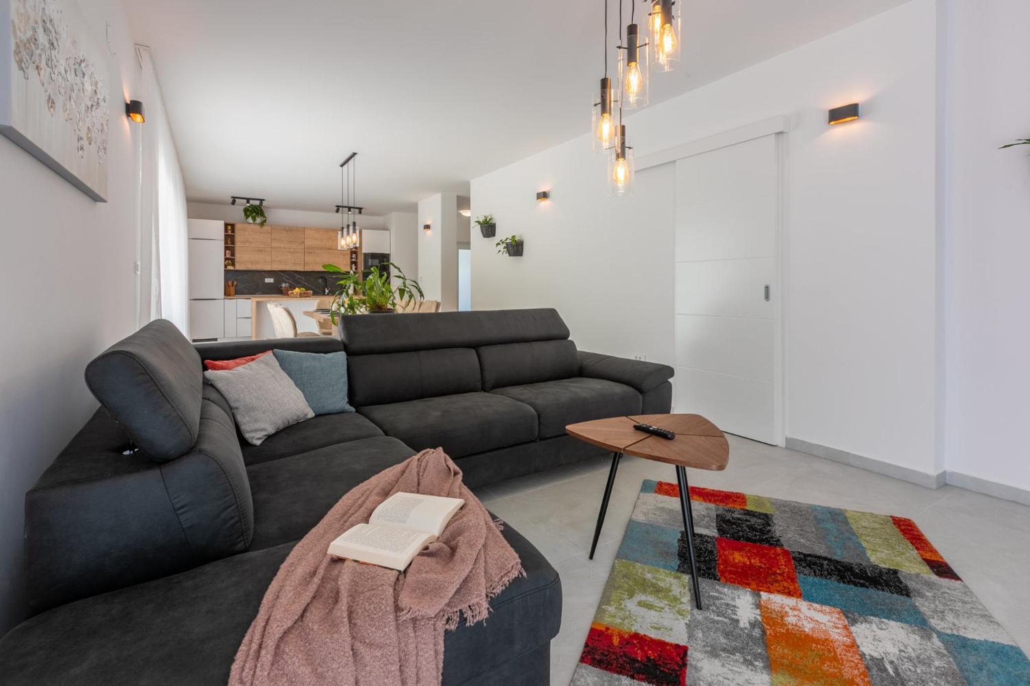 Villa Luce view 4