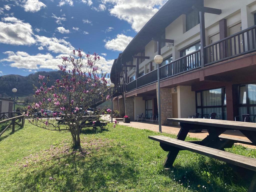 Apartamentos Aldea del Puente