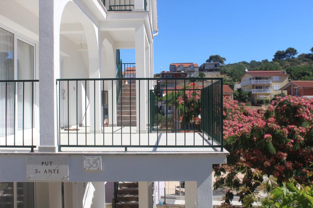Apartment Udovicic view 3