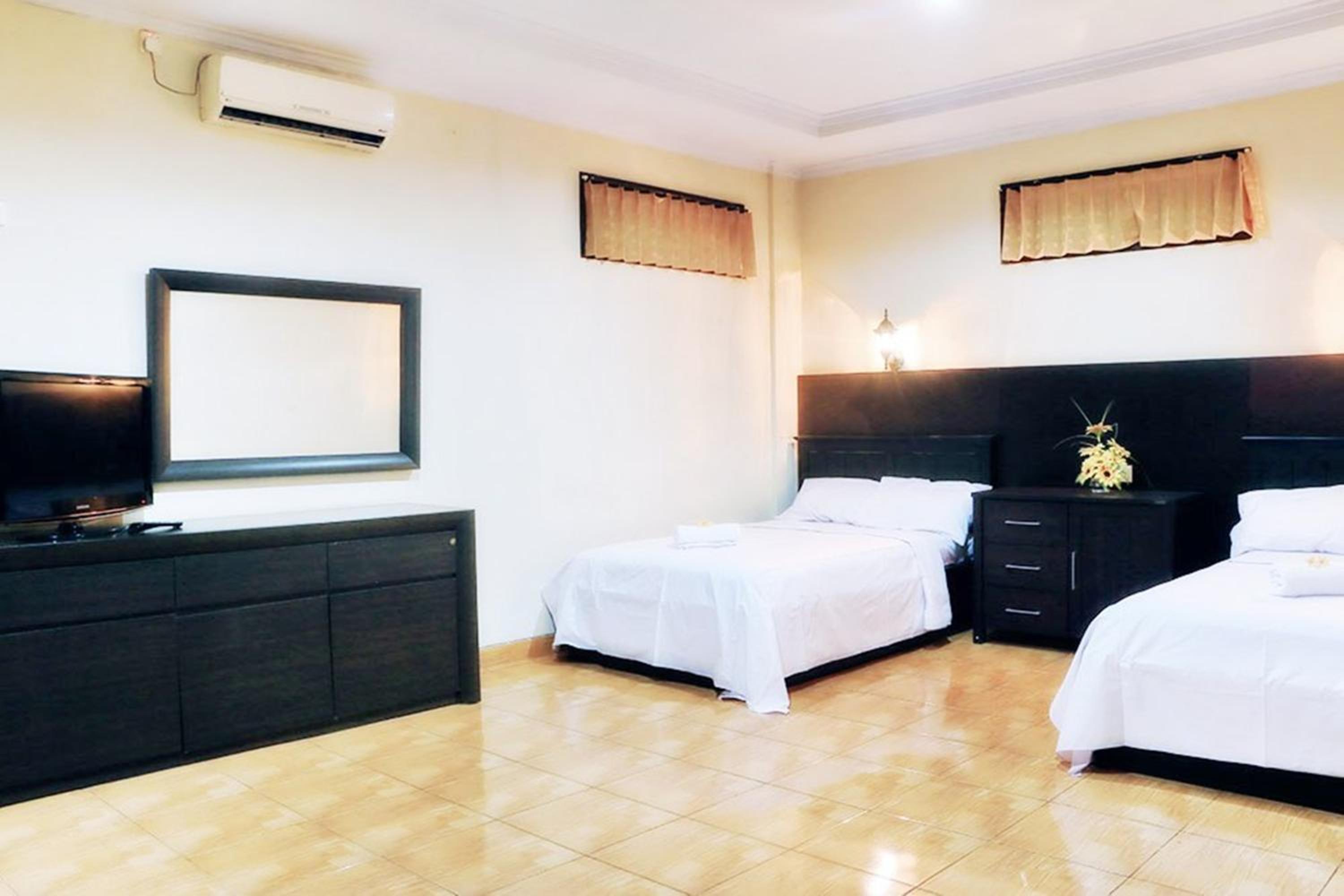 Agus Beach Inn