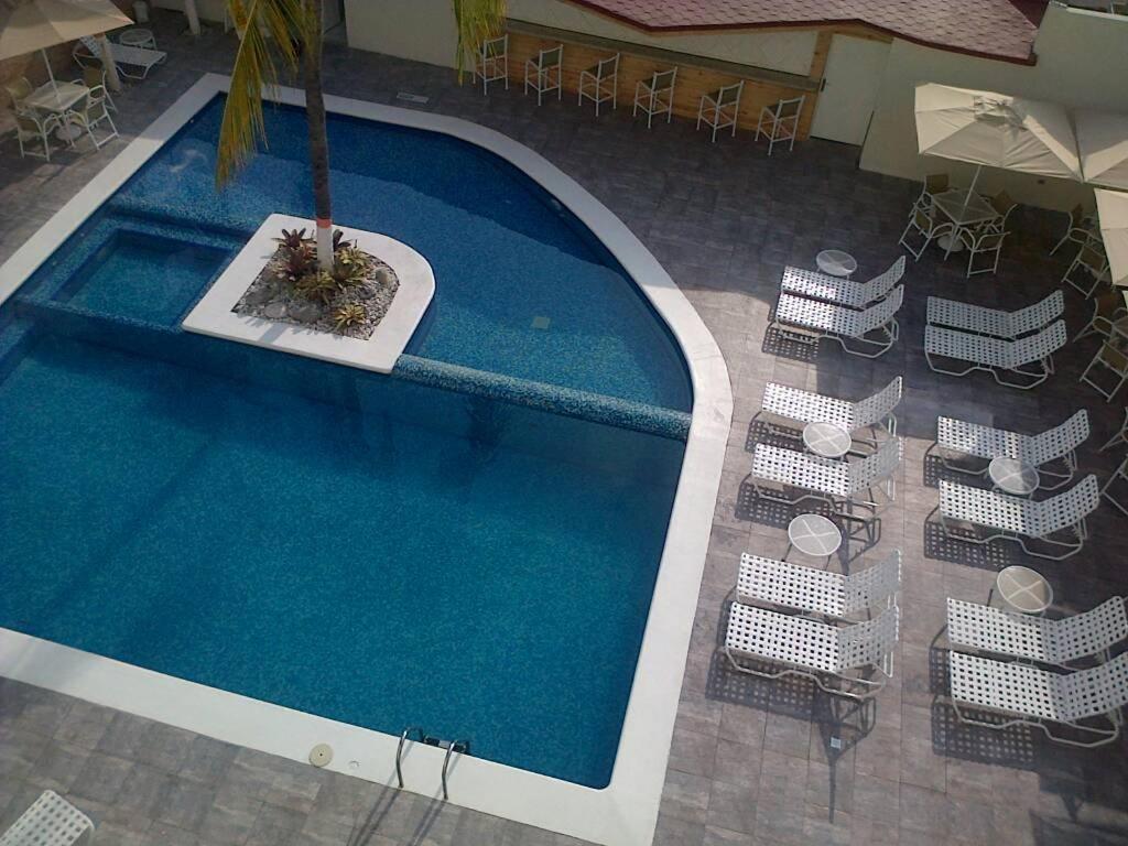 Tucacas Beach Hotel