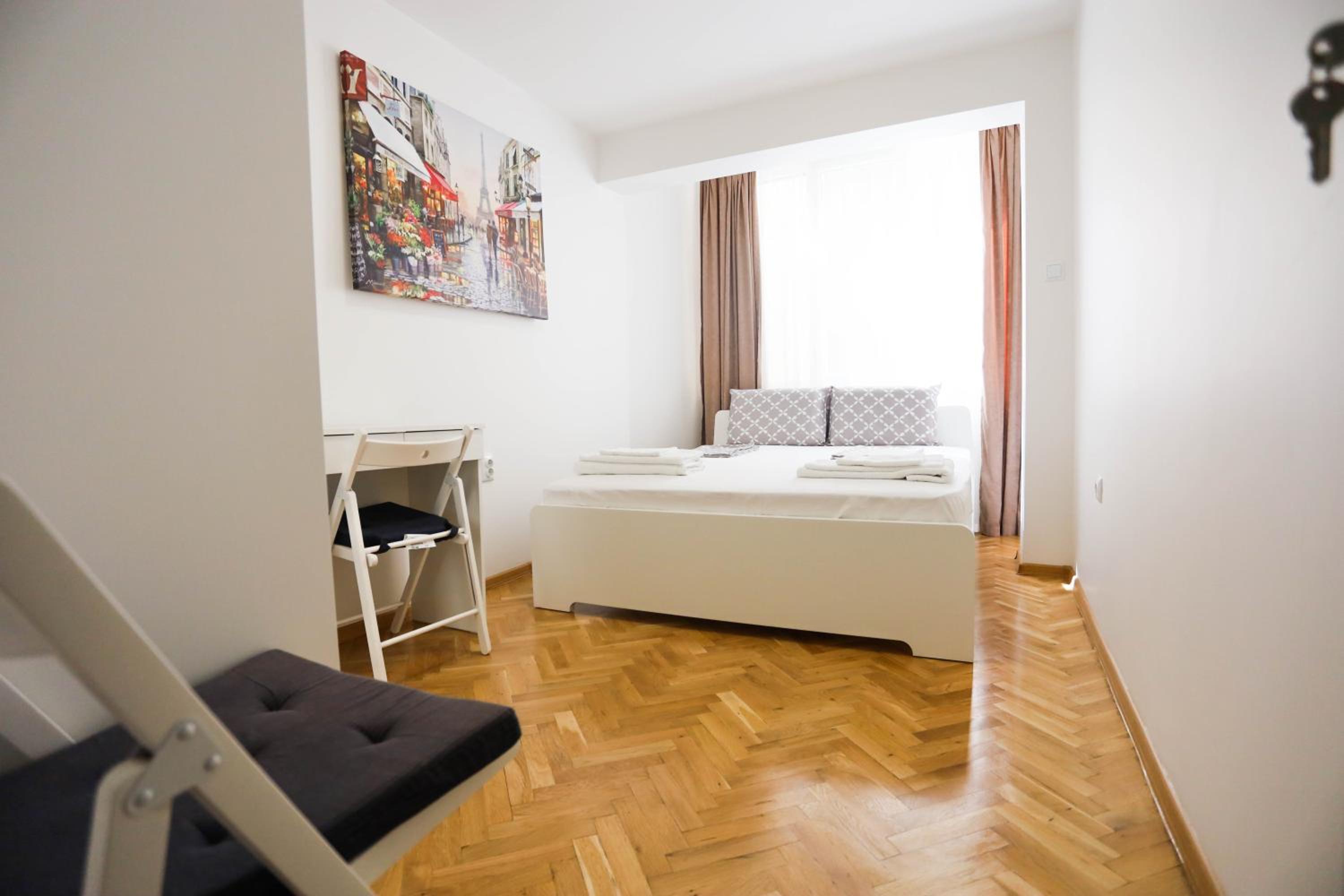 White Central Apartment view 3