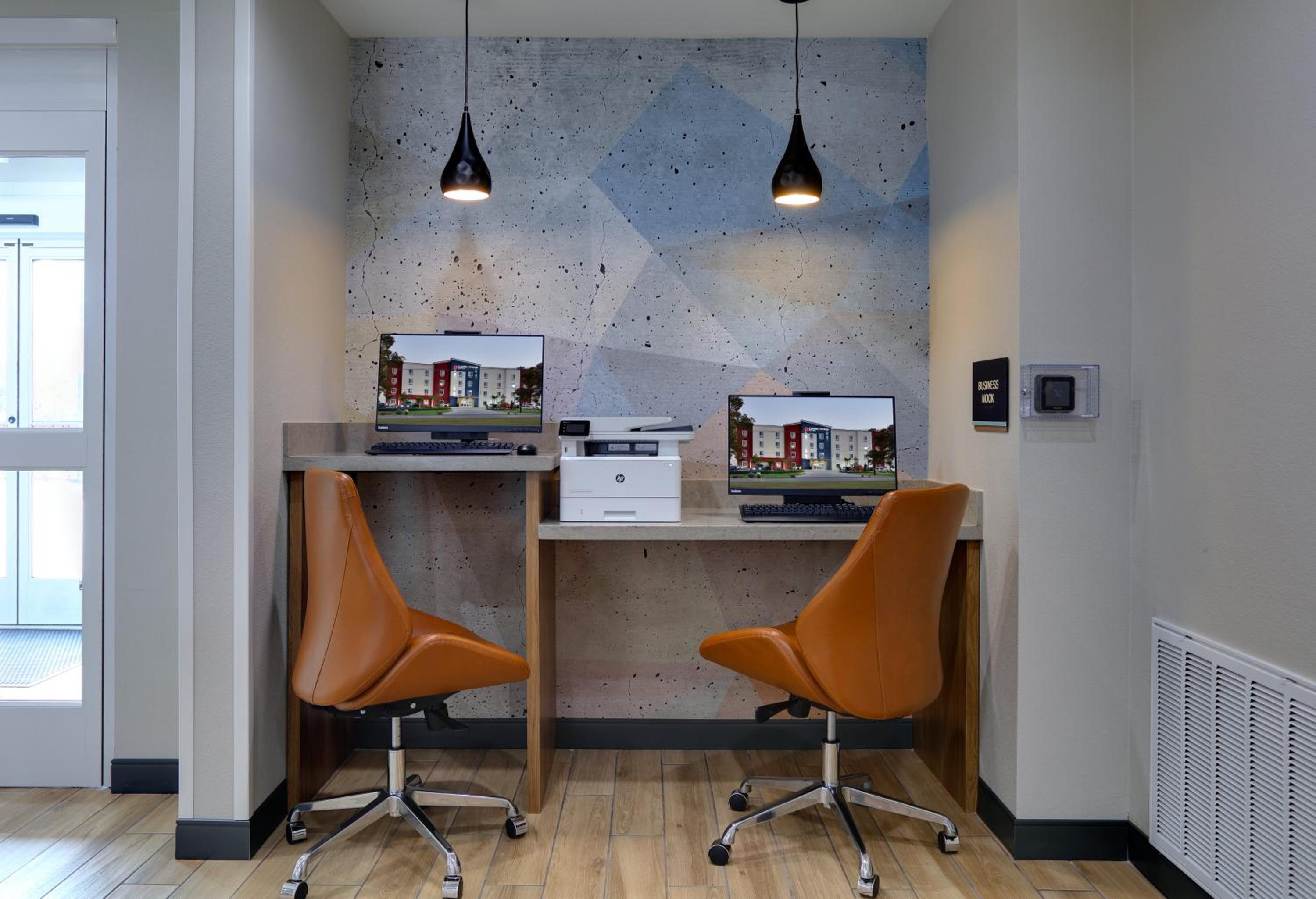 Dallas / Fort Worth Vacations - Candlewood Suites DFW West - Hurst, an IHG Hotel - Property Image 2