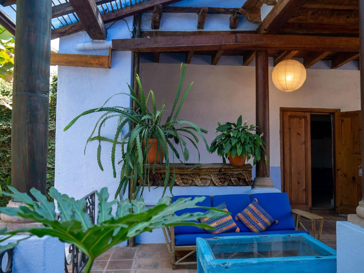 outdoor BBQ area