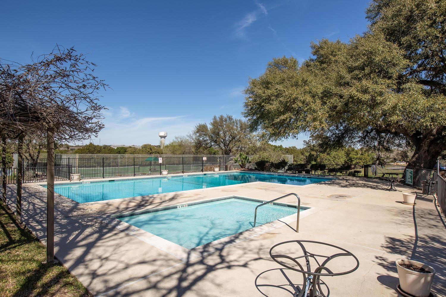 Hotel Hill Country Hideaway TBM 208 - Image 1