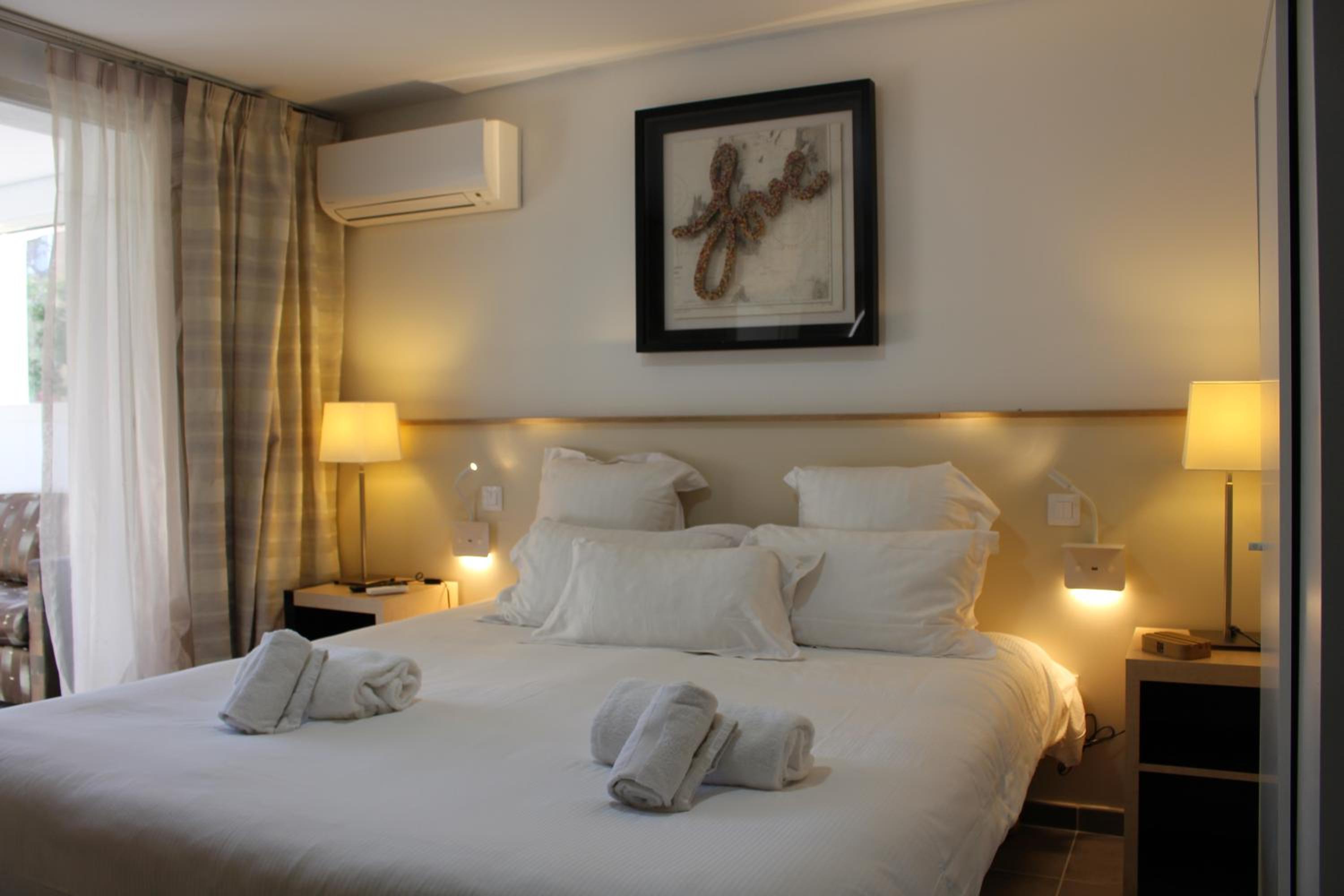 RESIDENCE INAYA view 2