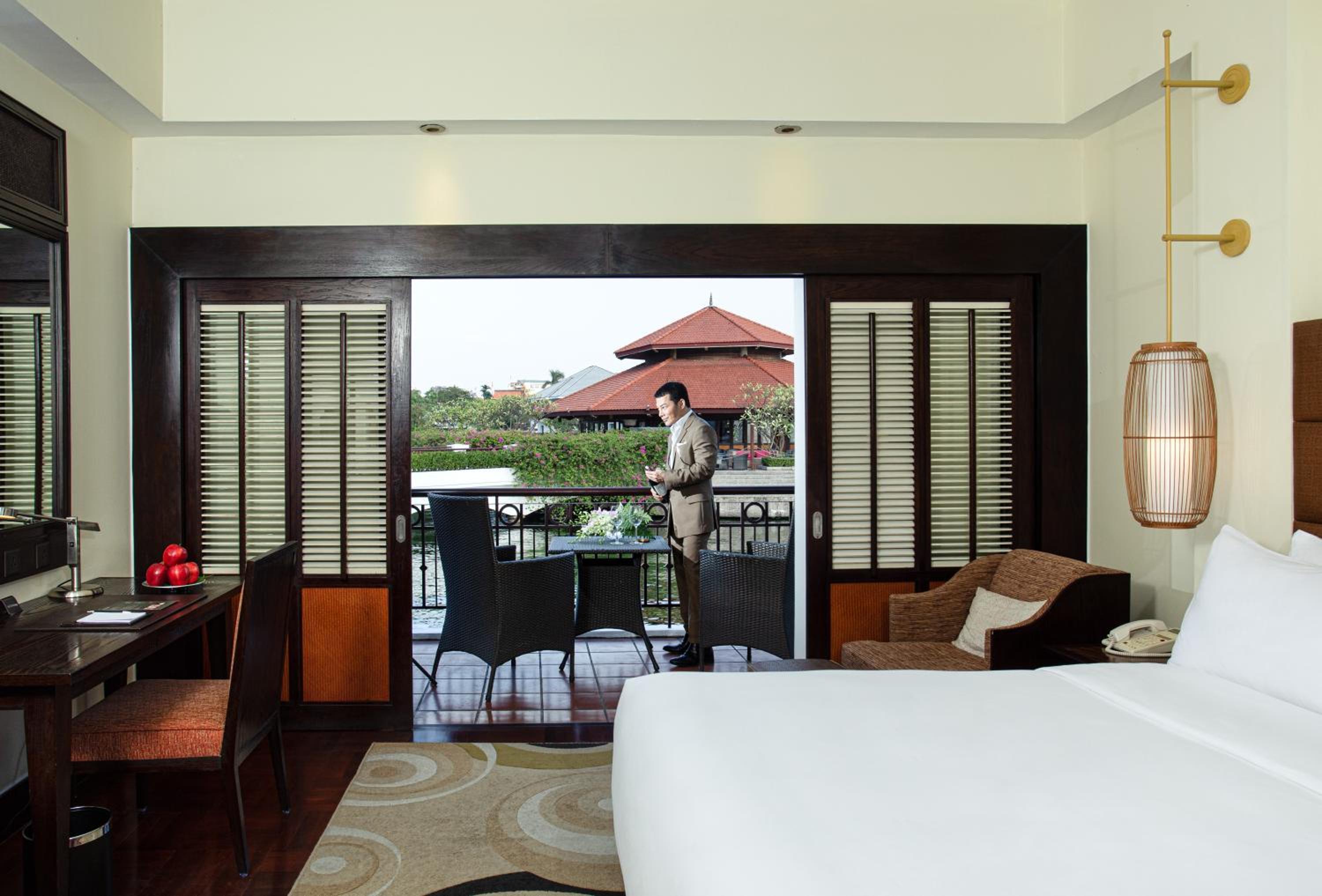 InterContinental Hanoi Westlake by IHG 78