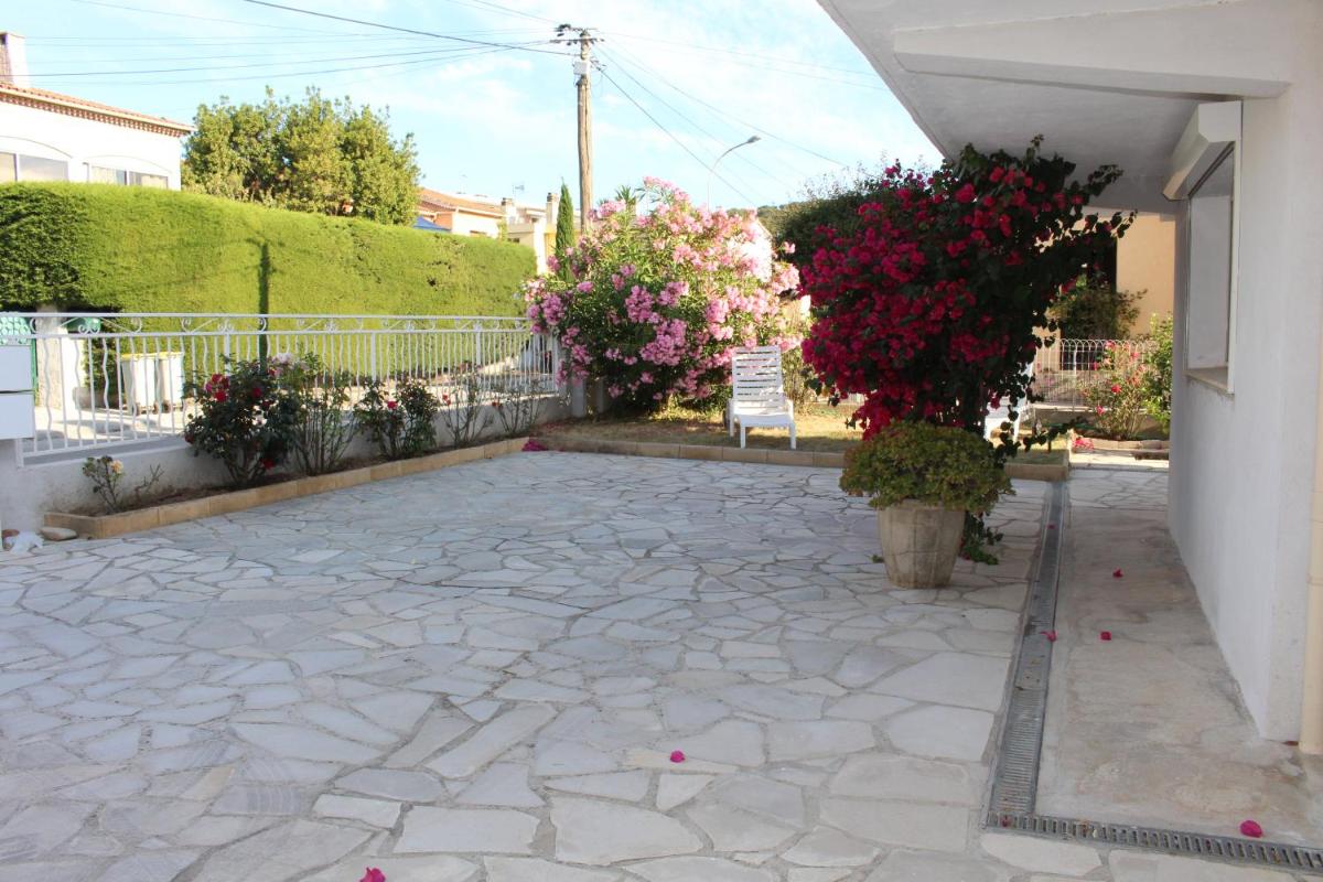 Photo 19