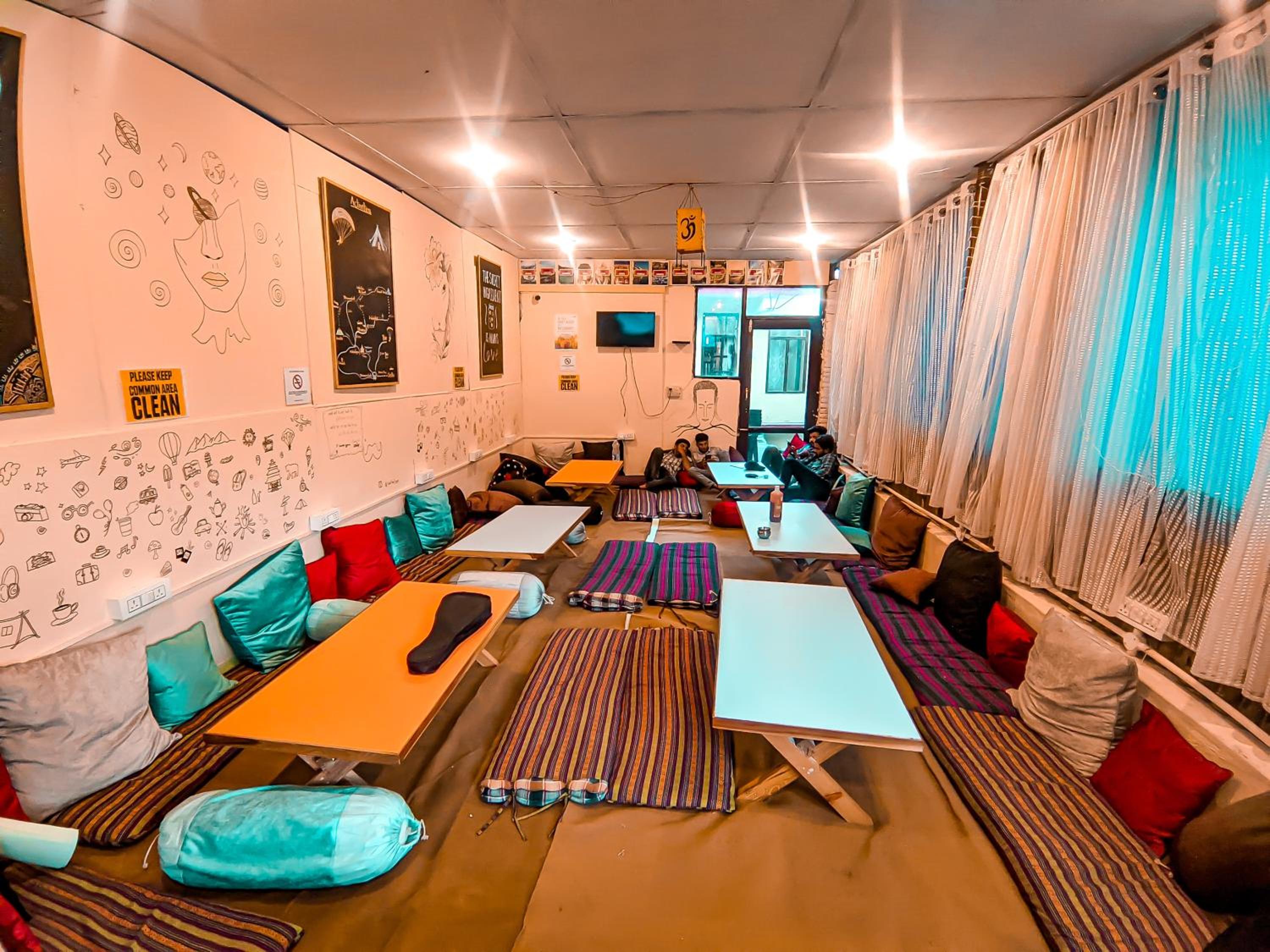 lounge
