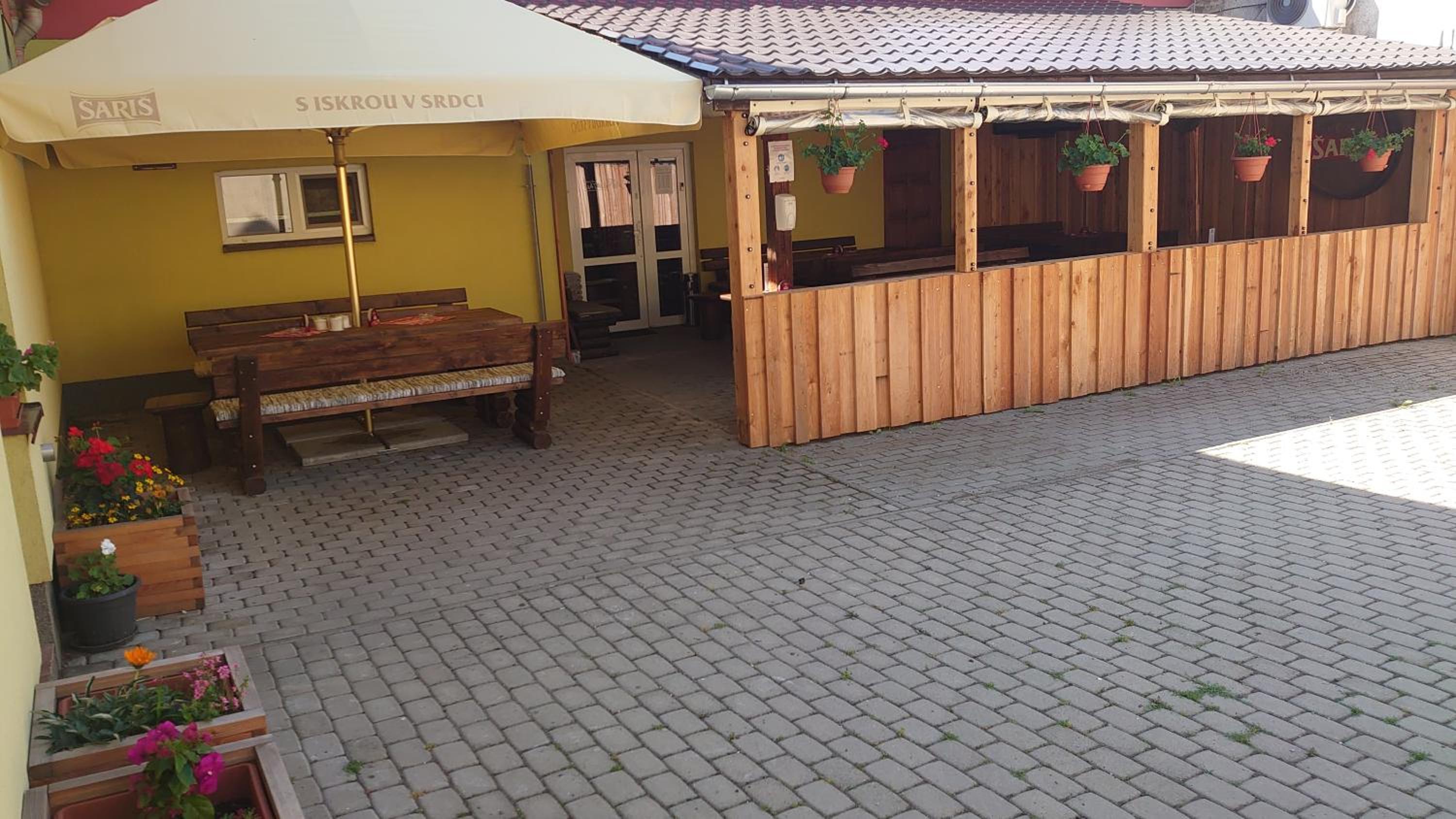 Photo 99