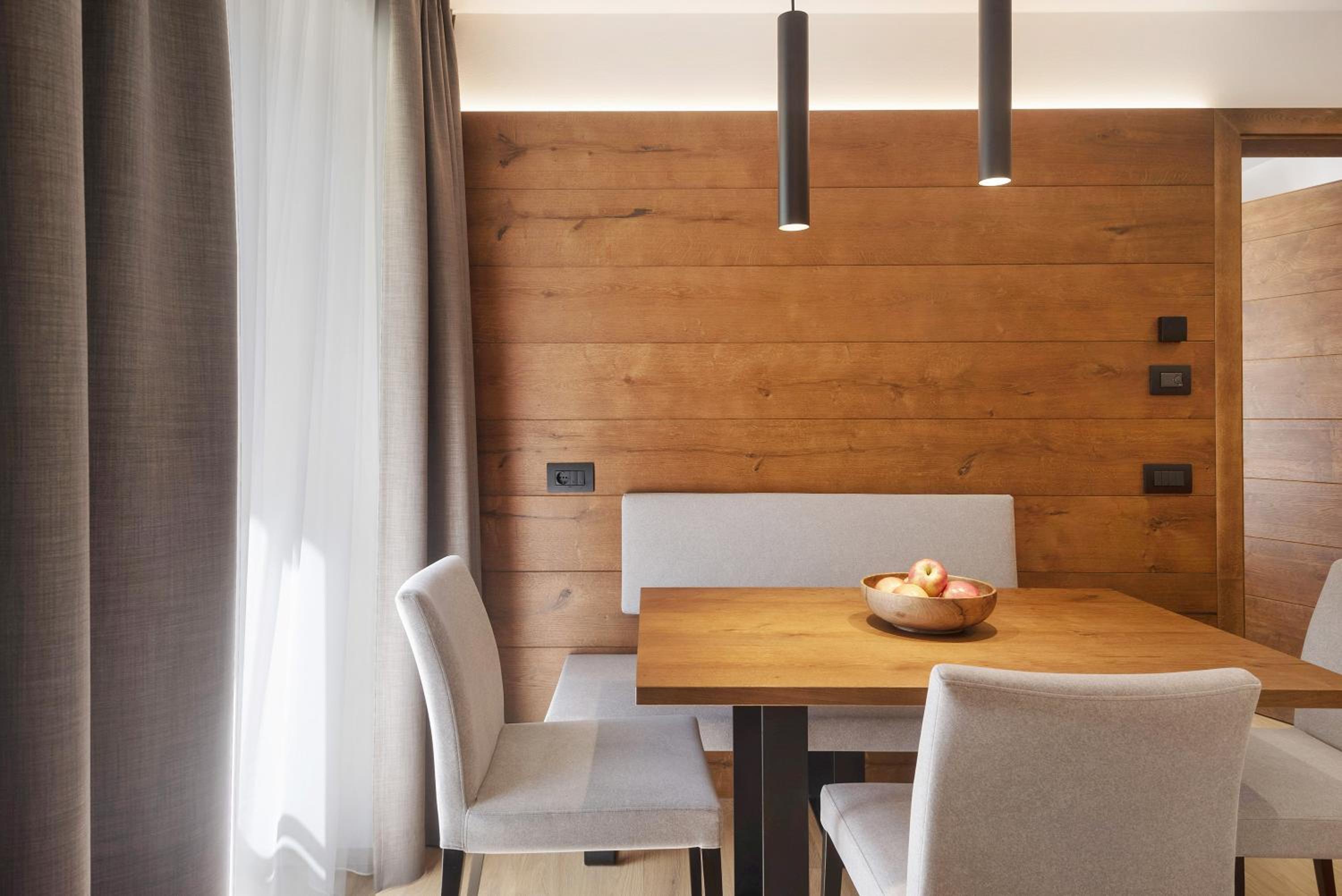 Apartments Montblanc Sella view 4