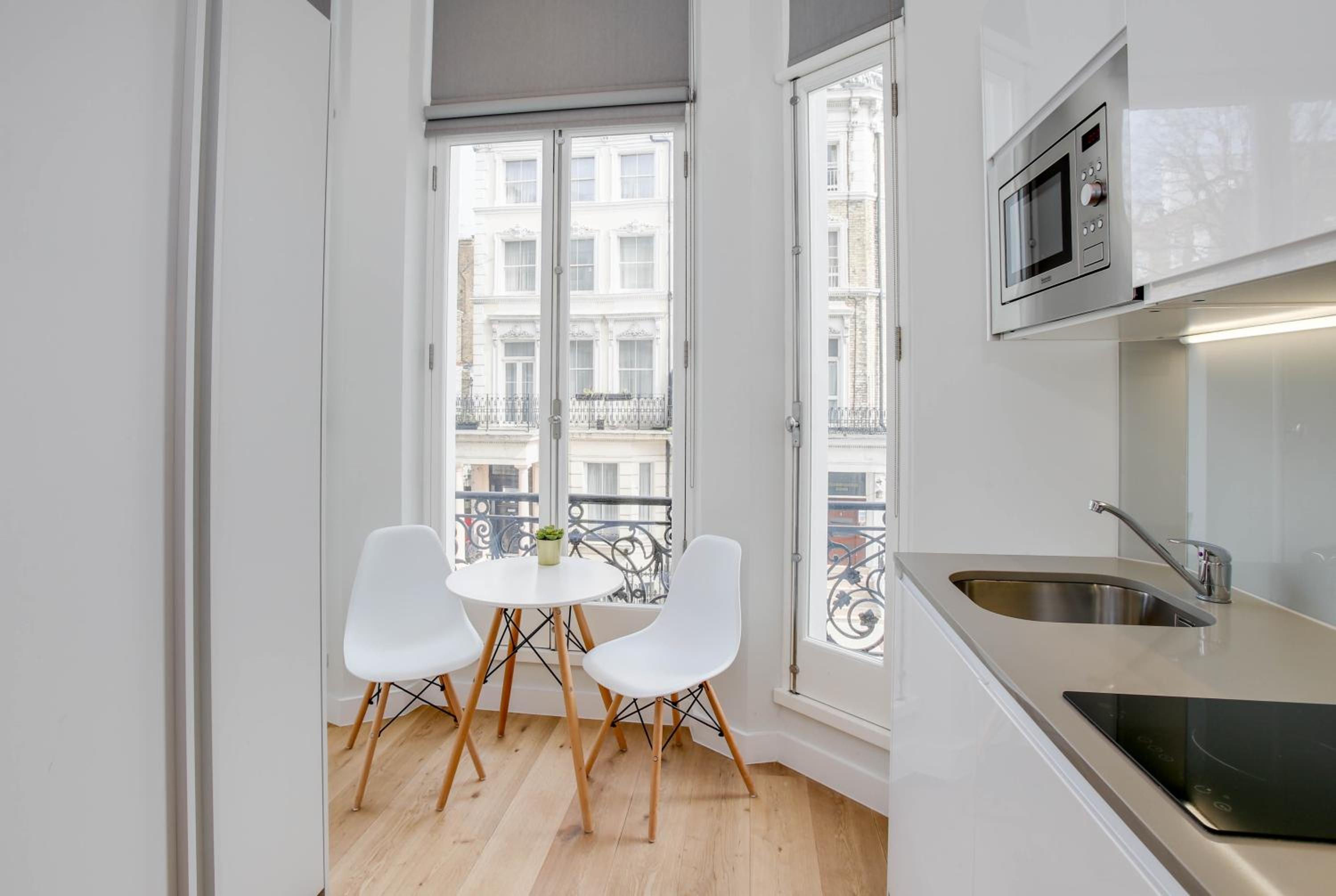 StayPrime Kensington Serviced Apartments