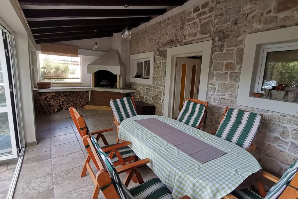 Heritage Stone House by the Sea view 5