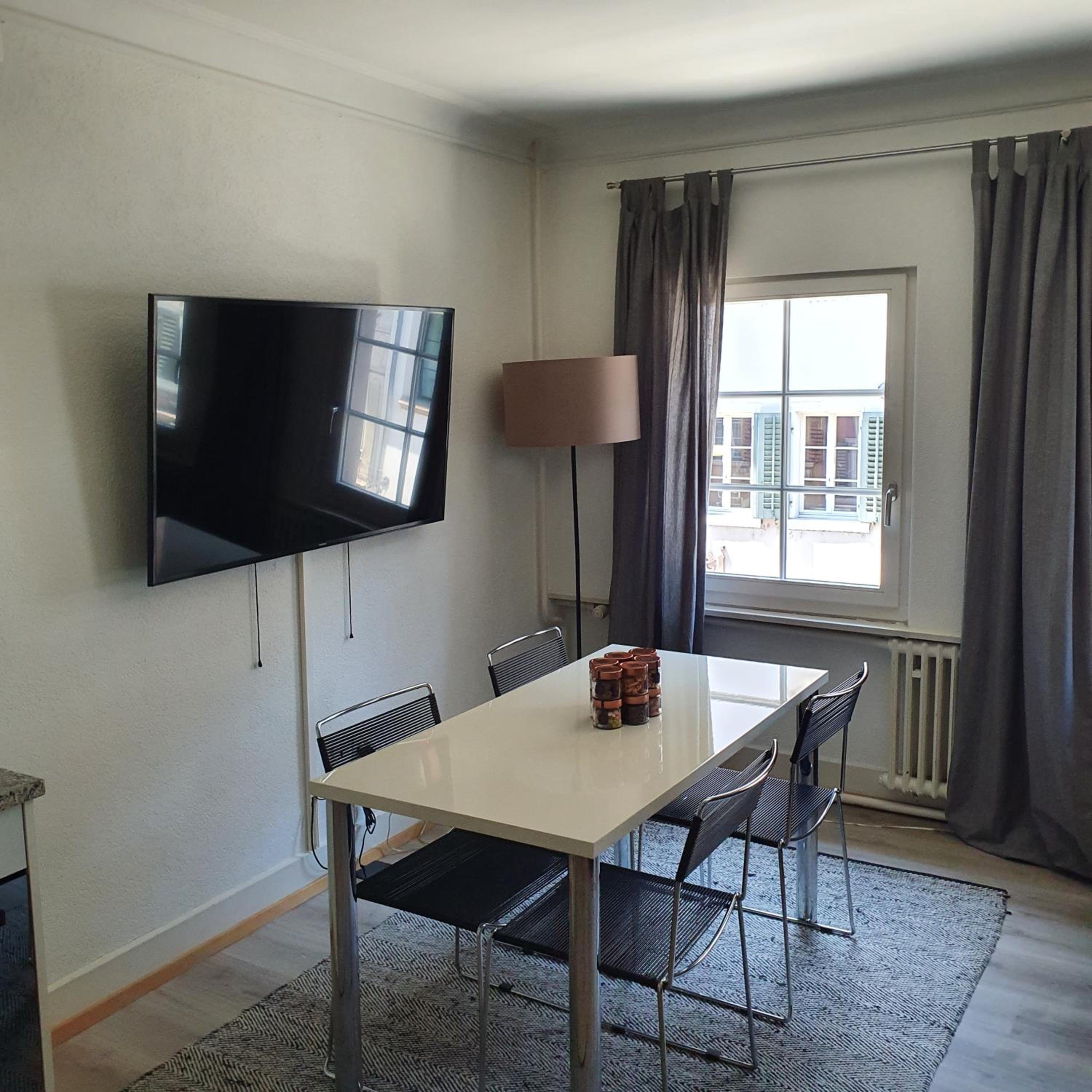 Top city center location by Airhome