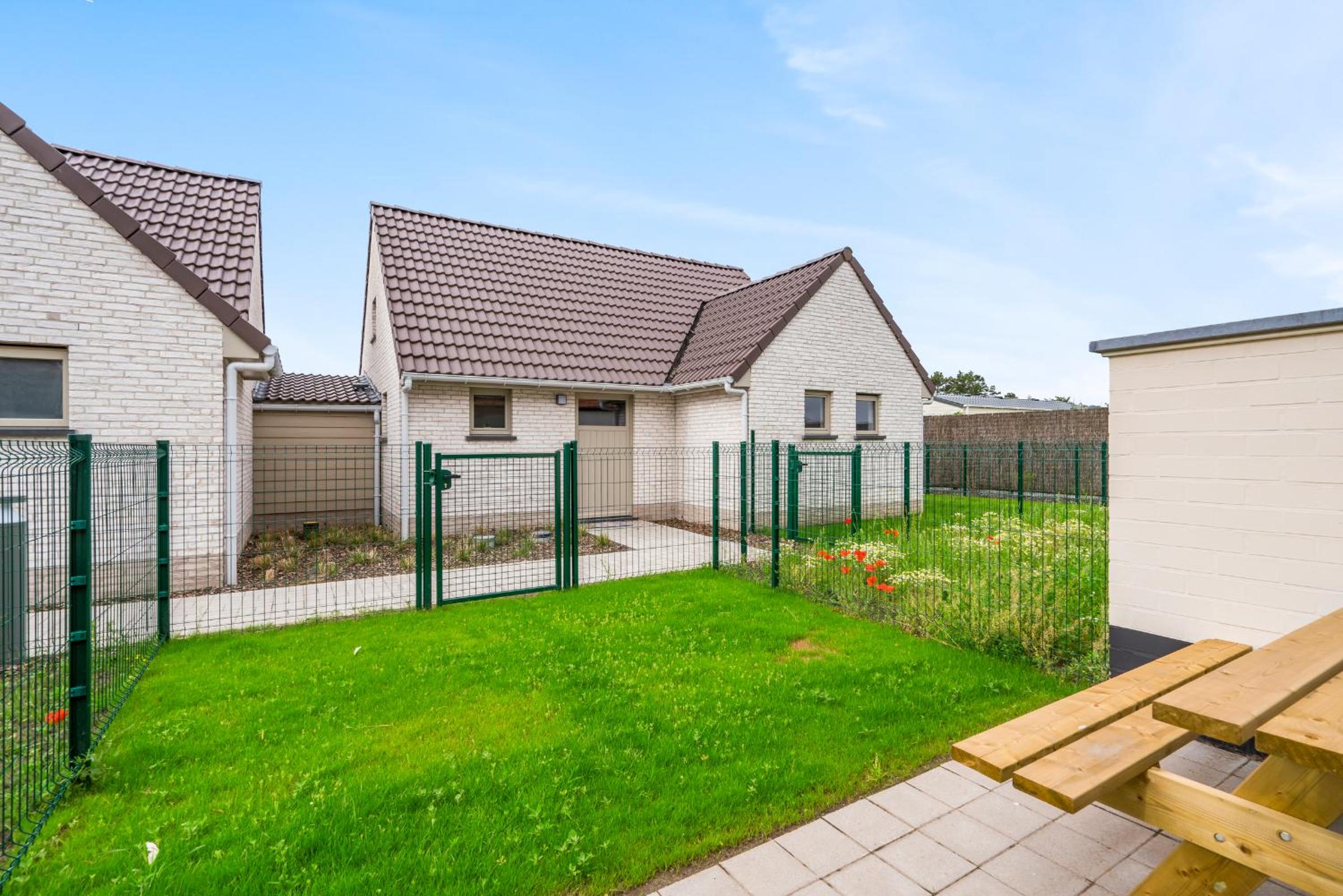 Cosy Living w parking, athletic field, playground, bike storage view 3