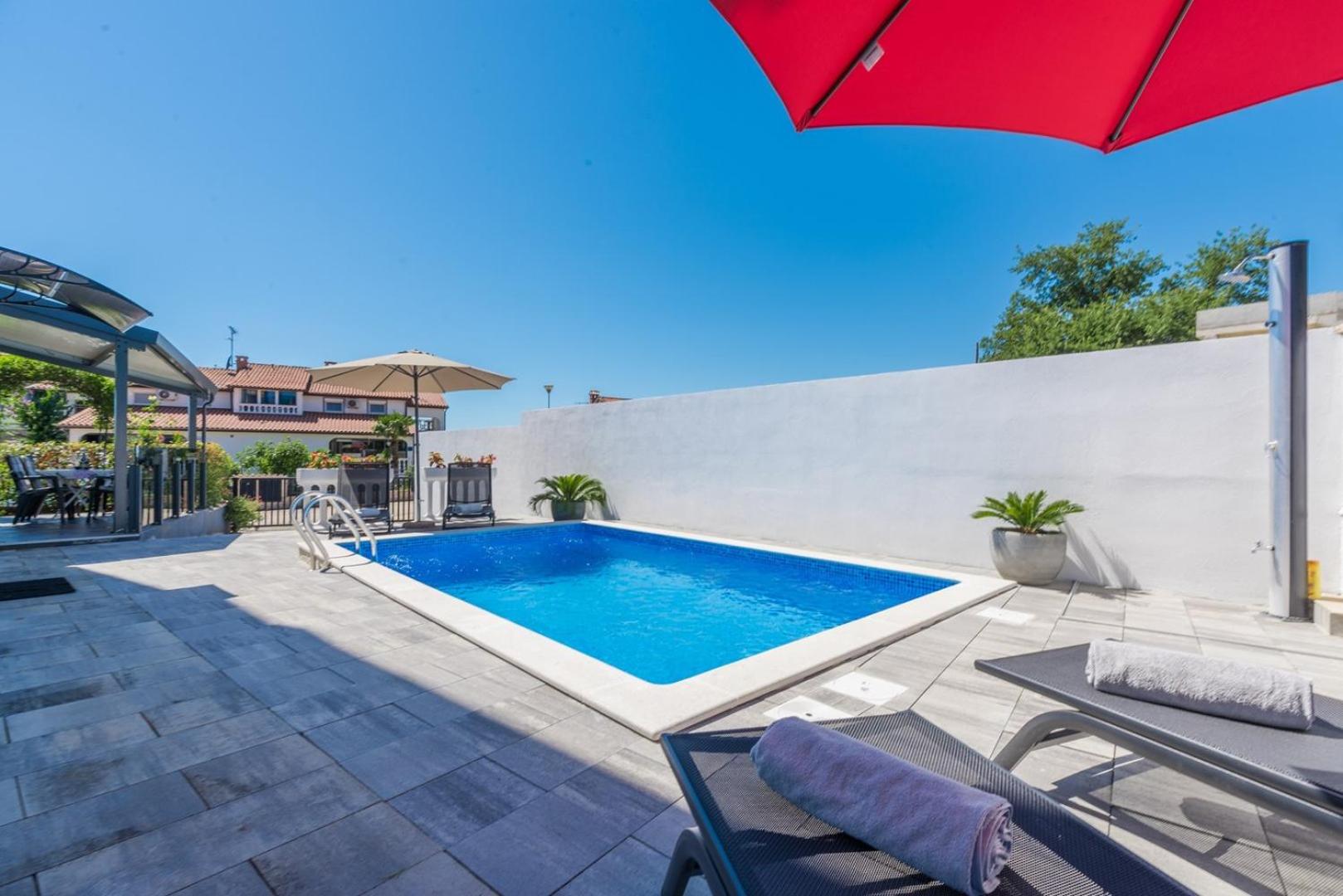 Apartment Vedran with Pool en Poreč