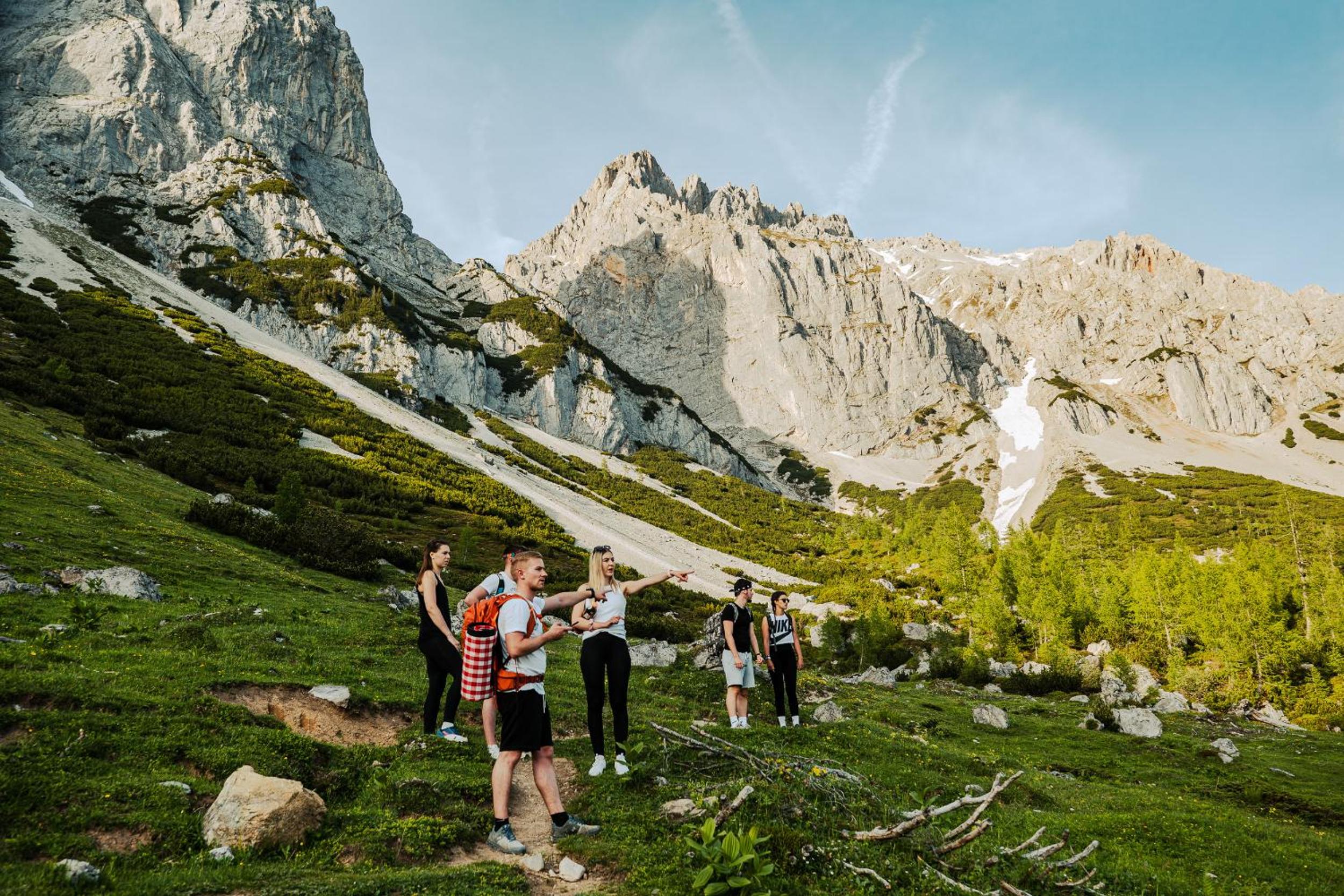 Mountain Hotel & Hostel