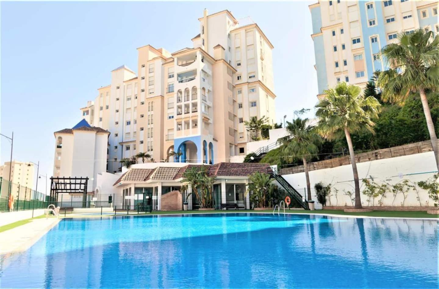 #PrettyPenthouseEstepona view 4