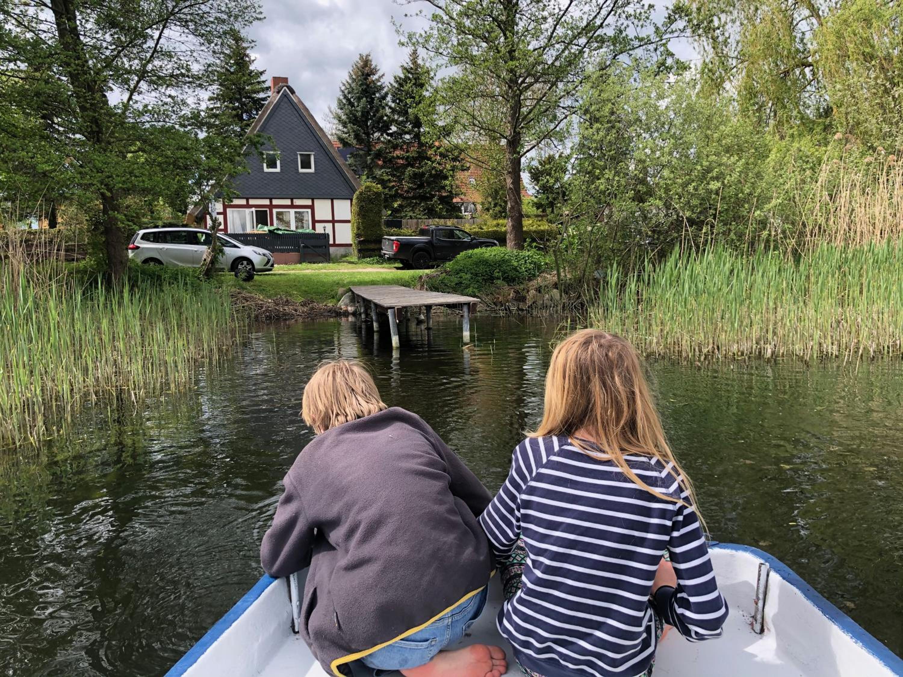 Haus am See mit Steg, Boot, Kamin und Sauna - Mecklenburgische Seenplatte