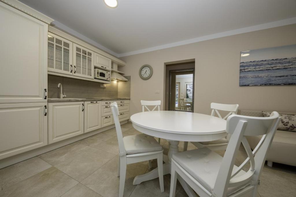 Villa Luka Lopar view 3