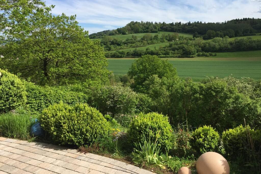 Idyllisch Wohnen im Weserbergland - Bungalow mit phantastischer Aussicht für 4 Personen