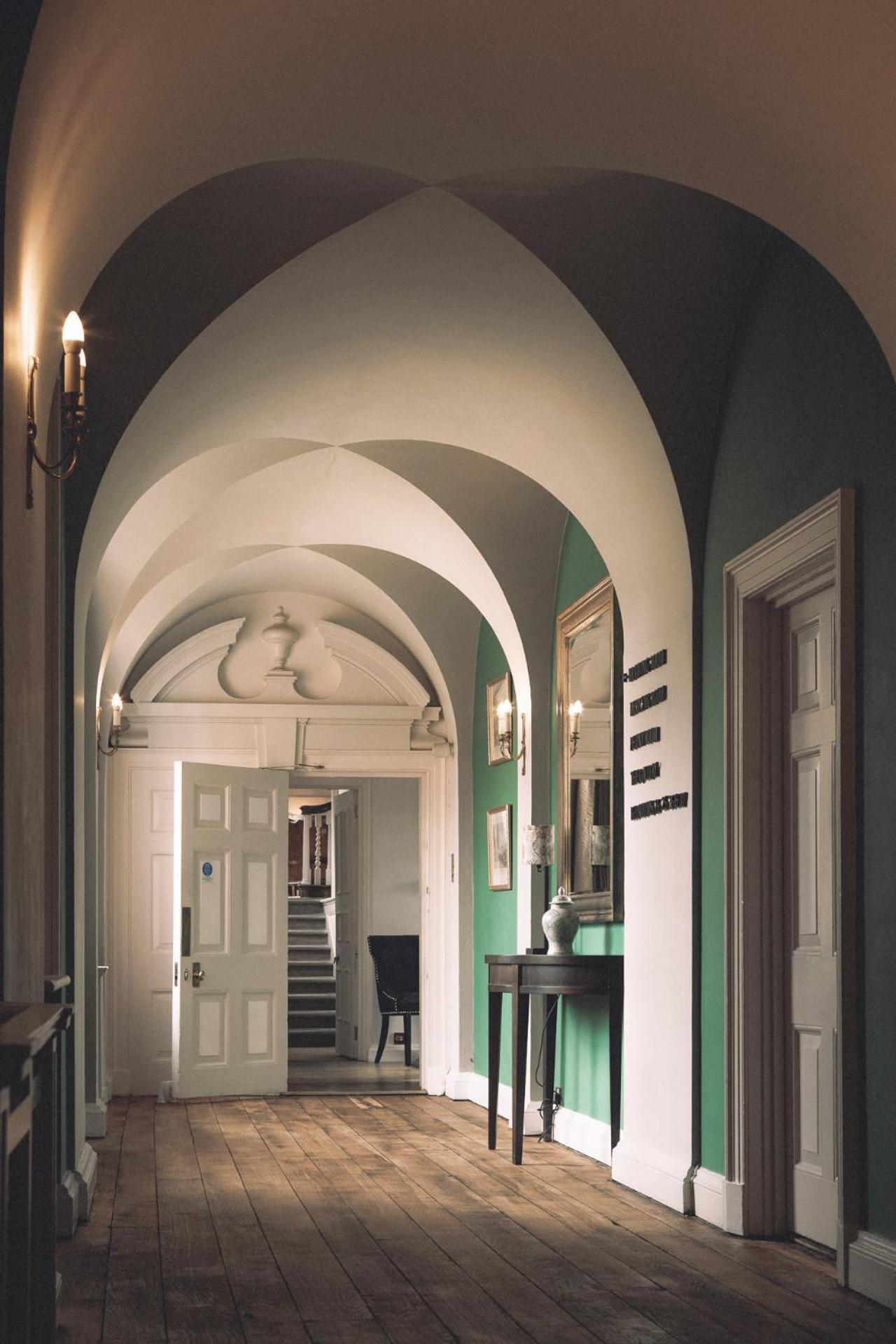 Hook Vacations - Warbrook House Heritage Hotel - Property Image 5