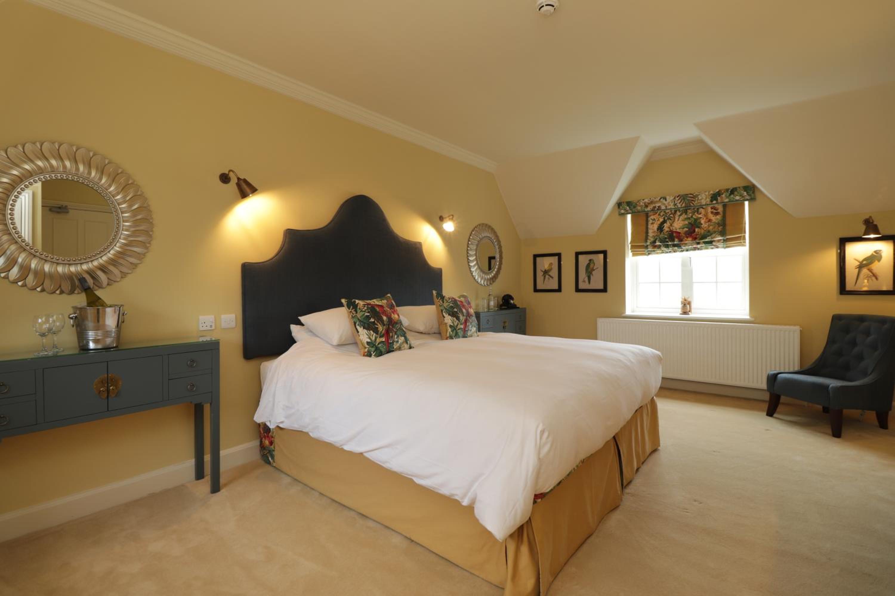 Maidstone Vacations - Leeds Castle Stable Courtyard Bed and Breakfast - Property Image 85