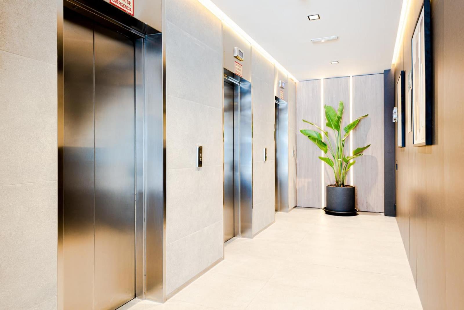 Unique and sophisticated design homes in Madrid financial centre photo 5