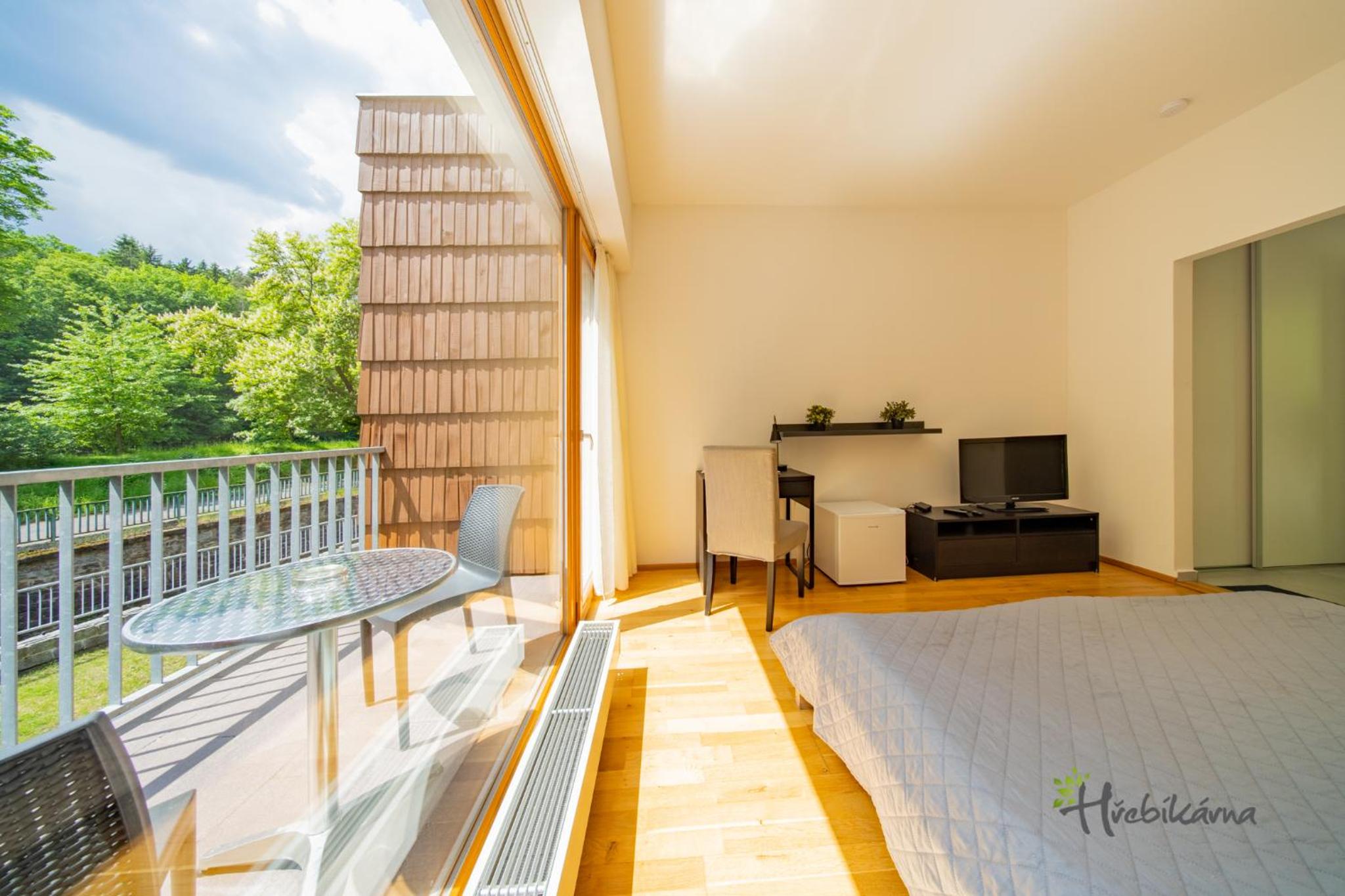 Restaurace a Pension Hřebíkárna