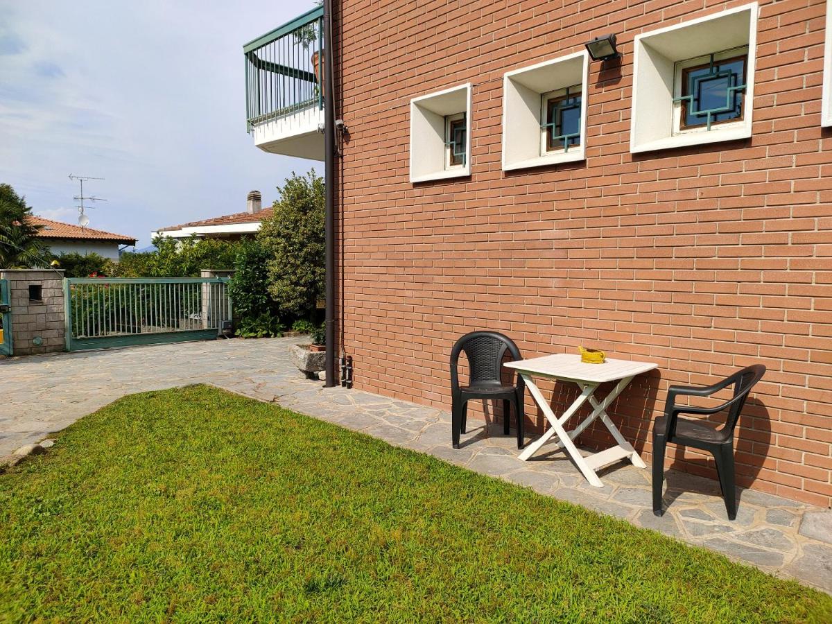 2 bedrooms appartement with enclosed garden and wifi at Arona 3 km away from the beach