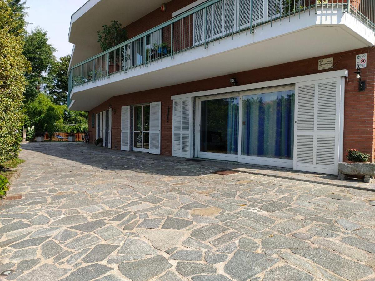 2 bedrooms appartement with enclosed garden and wifi at Arona 3 km away from the beach