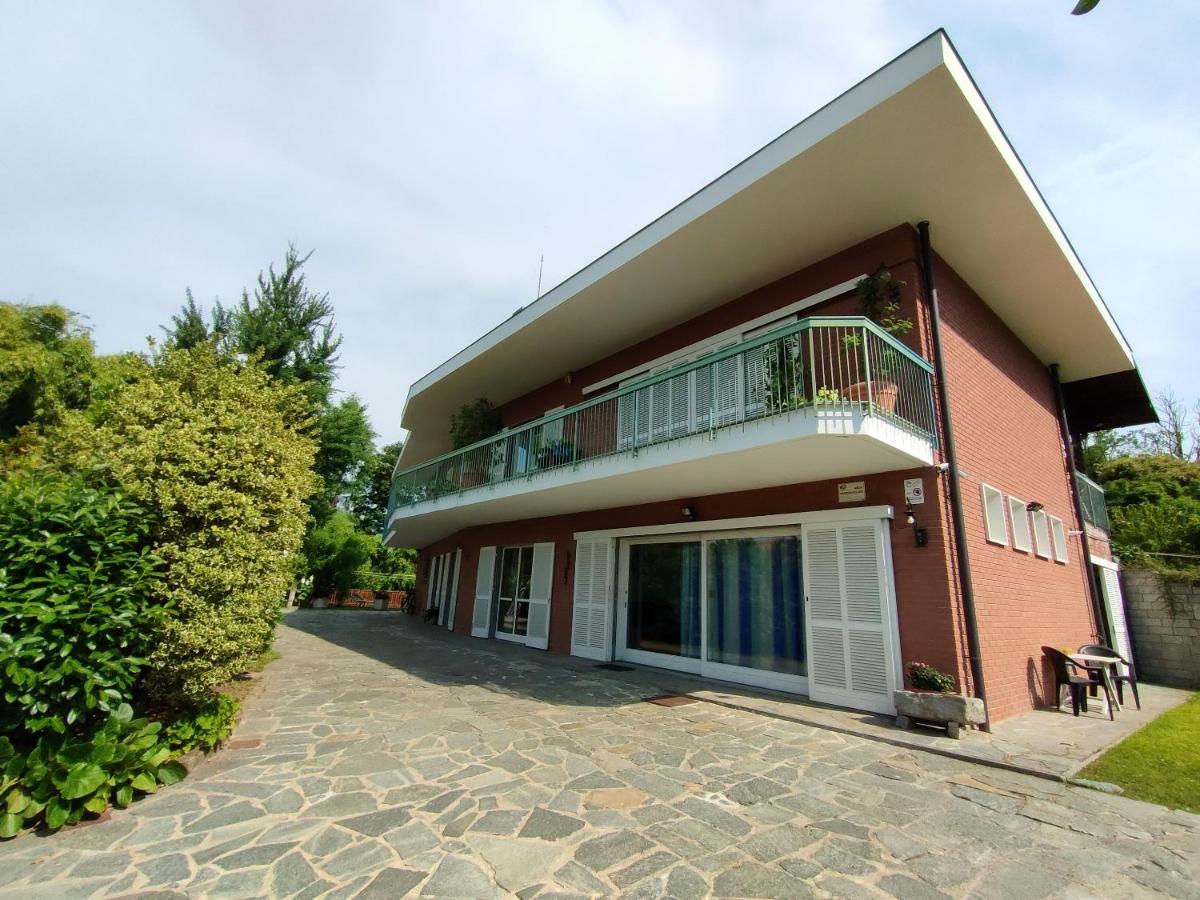 2 bedrooms appartement with enclosed garden and wifi at Arona 3 km away from the beach