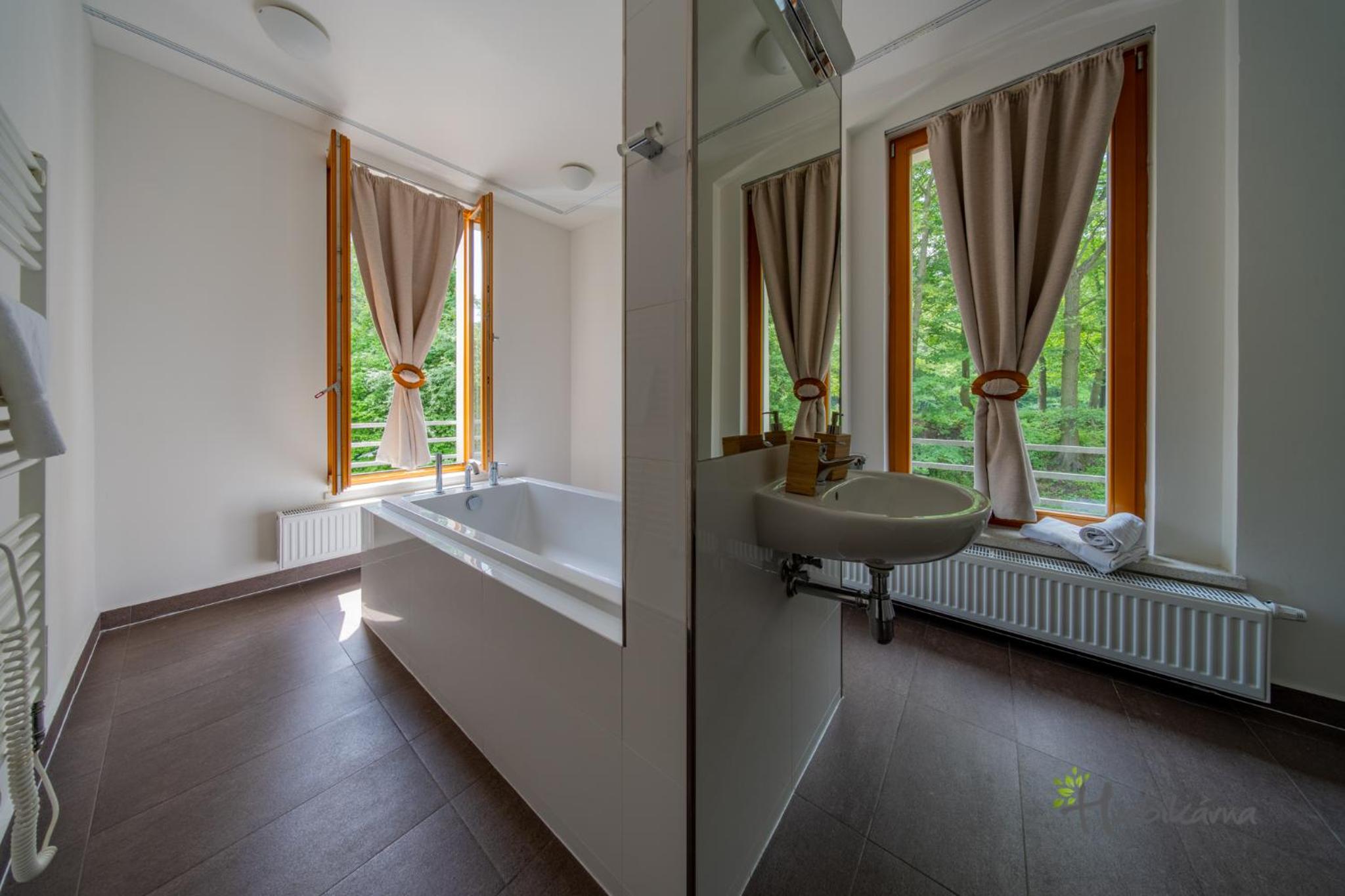 Restaurace a Pension Hřebíkárna