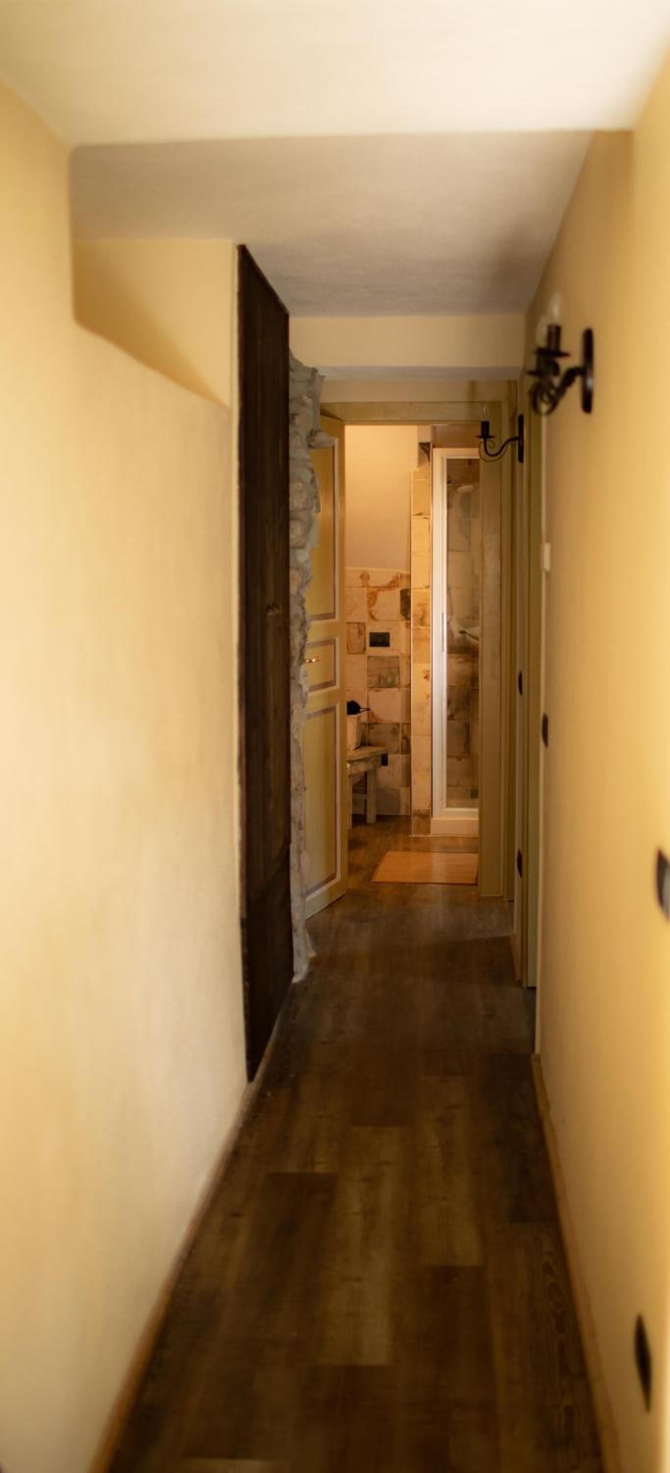 Photo 51