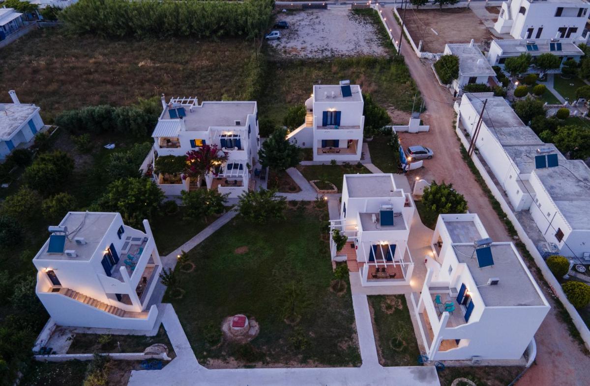 Liostasi Houses