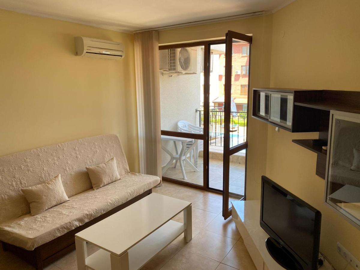 3 Room Family Apartment with Pool View (4 min. away from the Sea) view 3