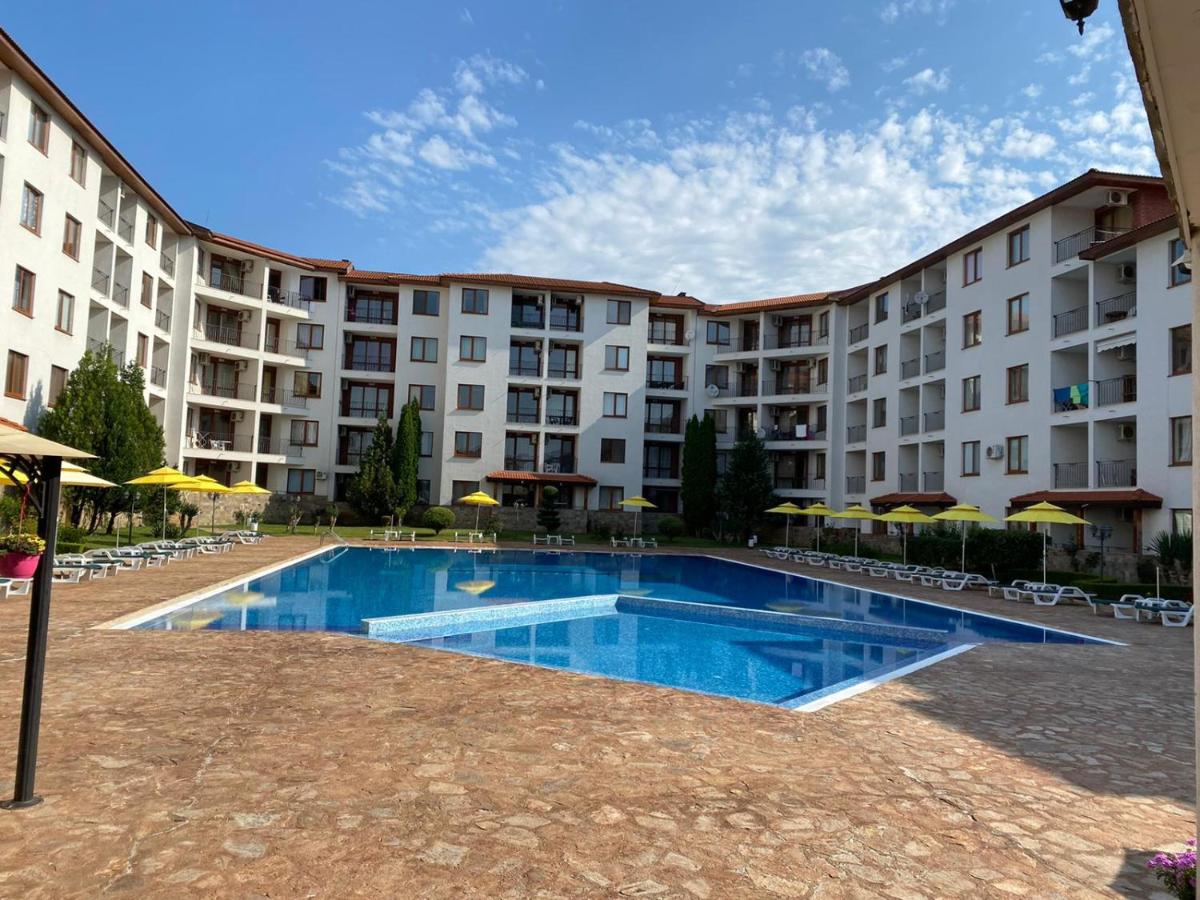 3 Room Family Apartment with Pool View (4 min. away from the Sea) view 5