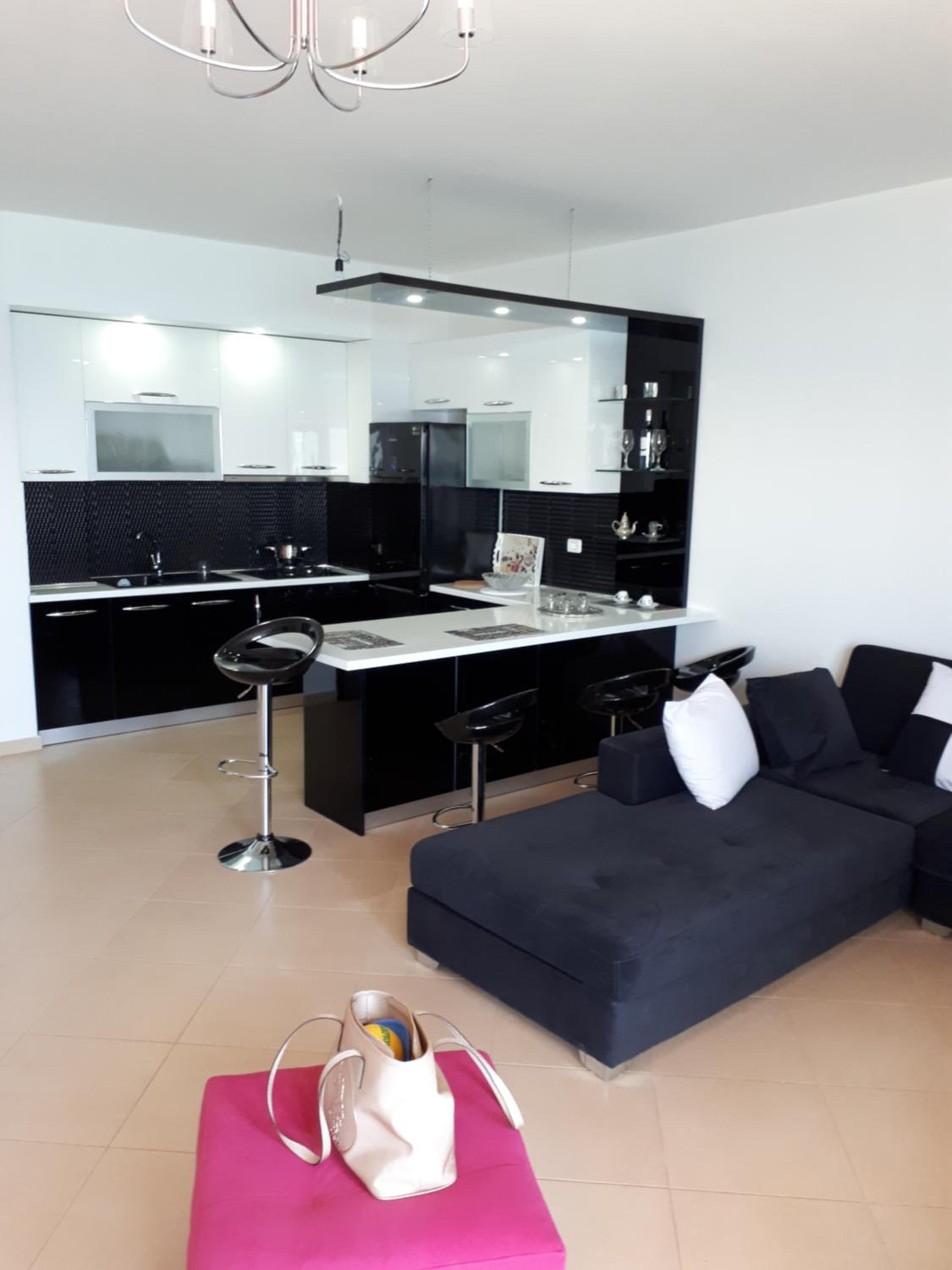 ASTA Apartments Free Private Parking