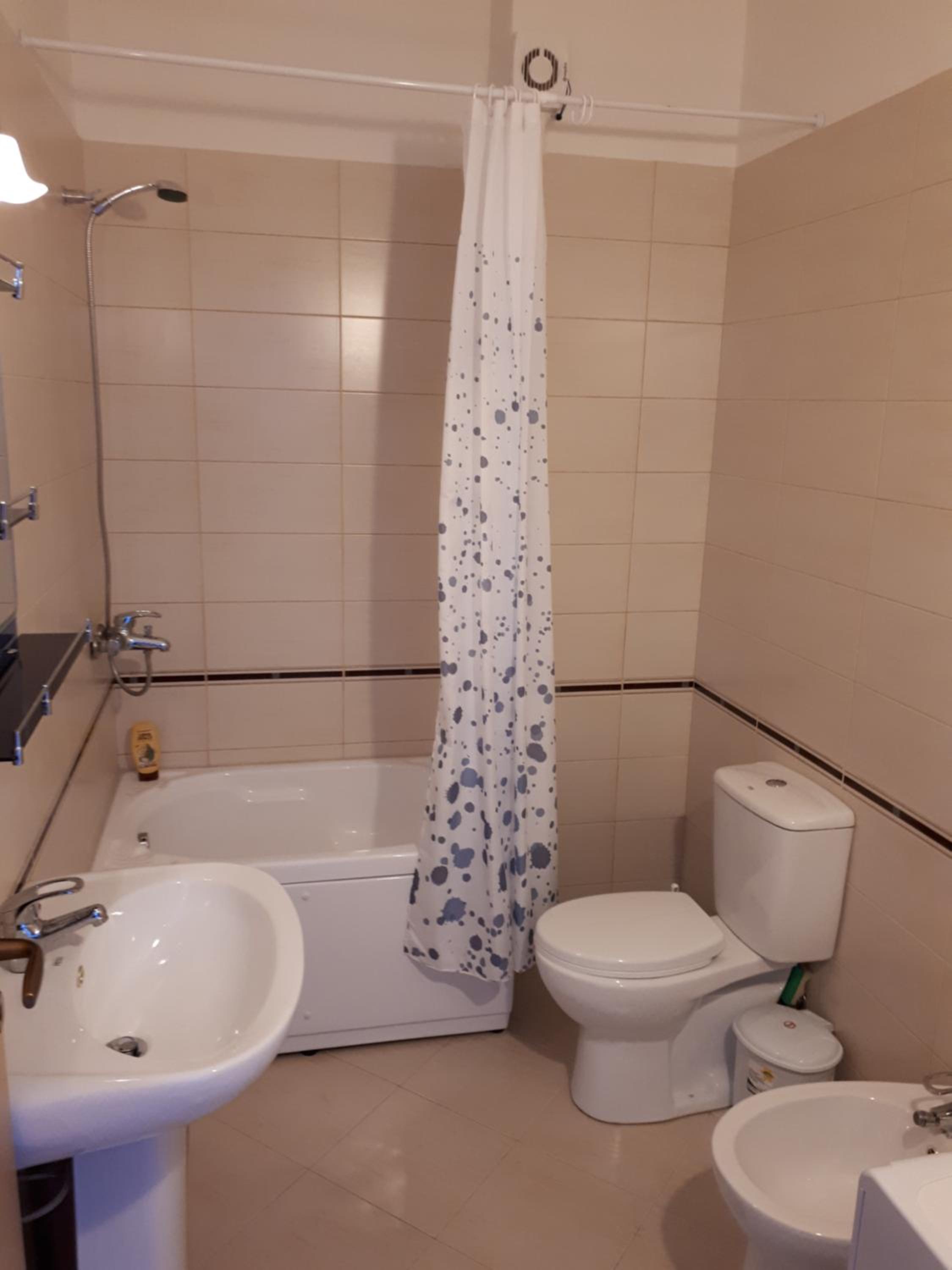ASTA Apartments Free Private Parking