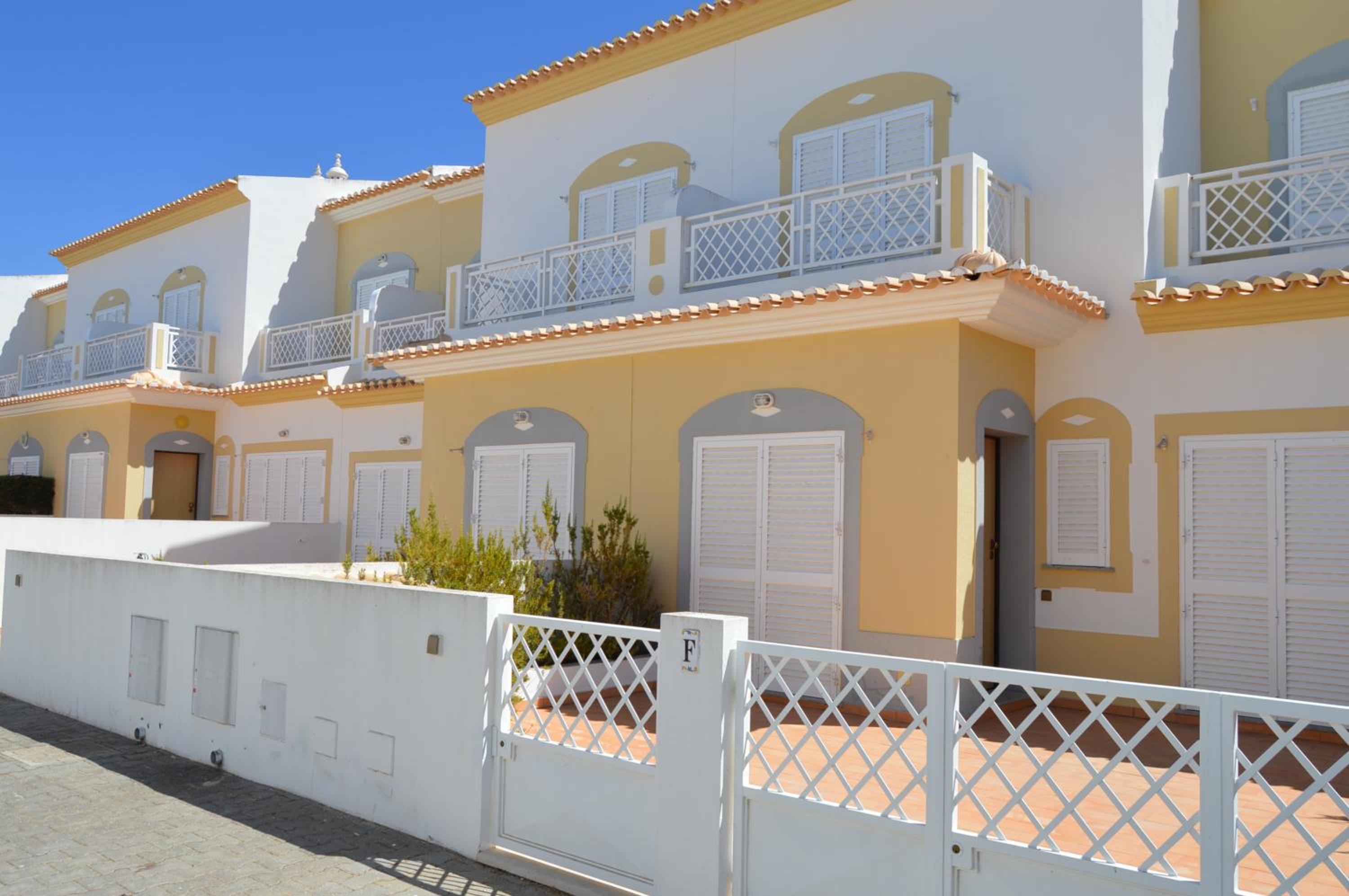 CASAS do MAR view 2