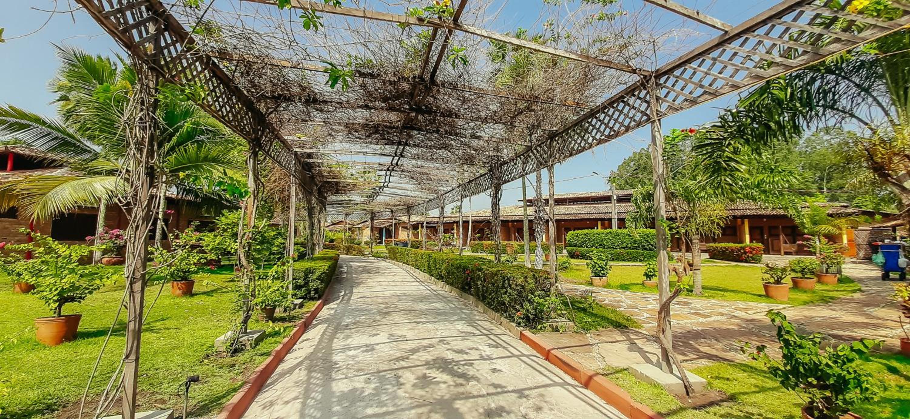 Porto Preguiças Resort