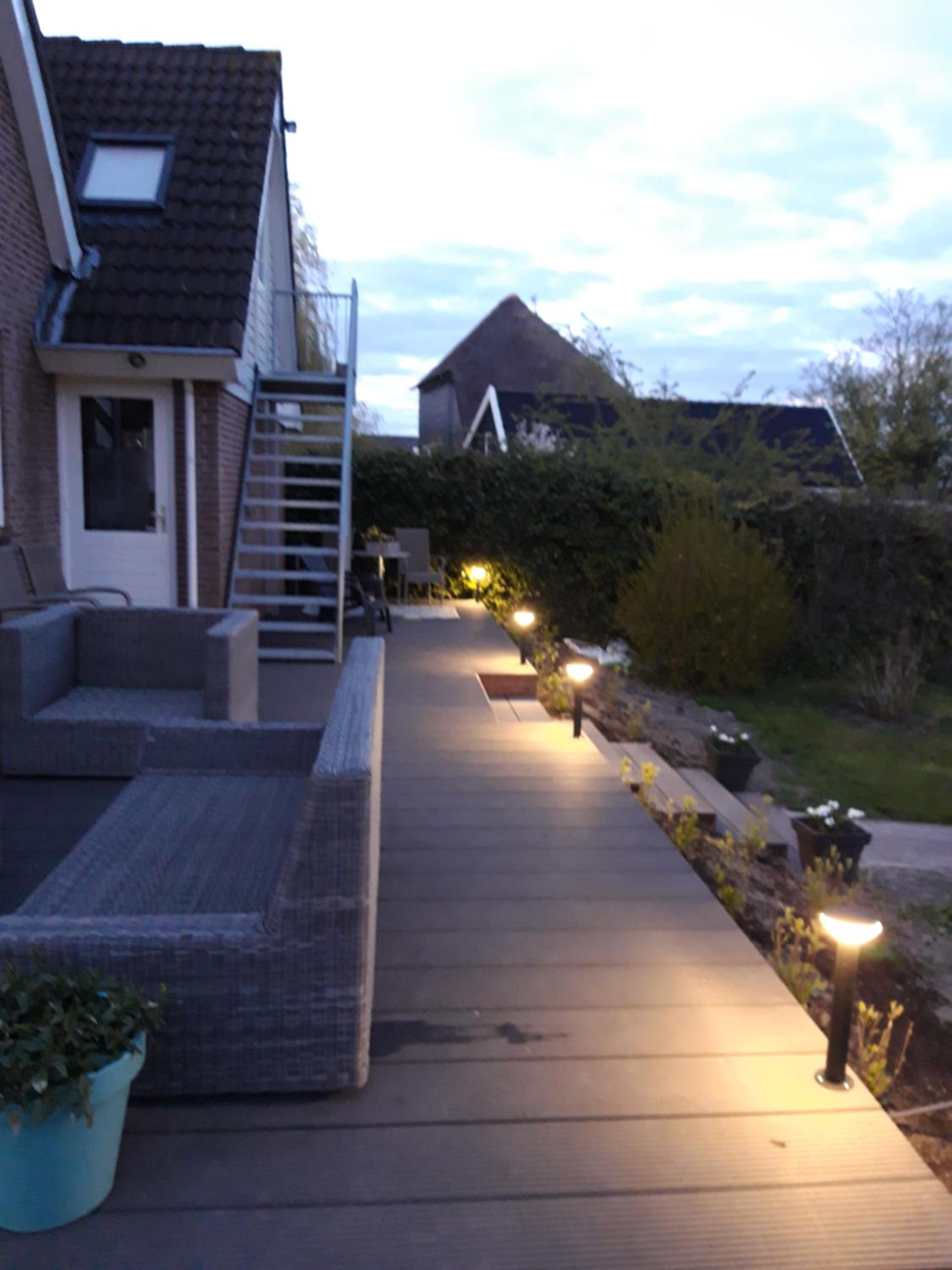 Photo 10