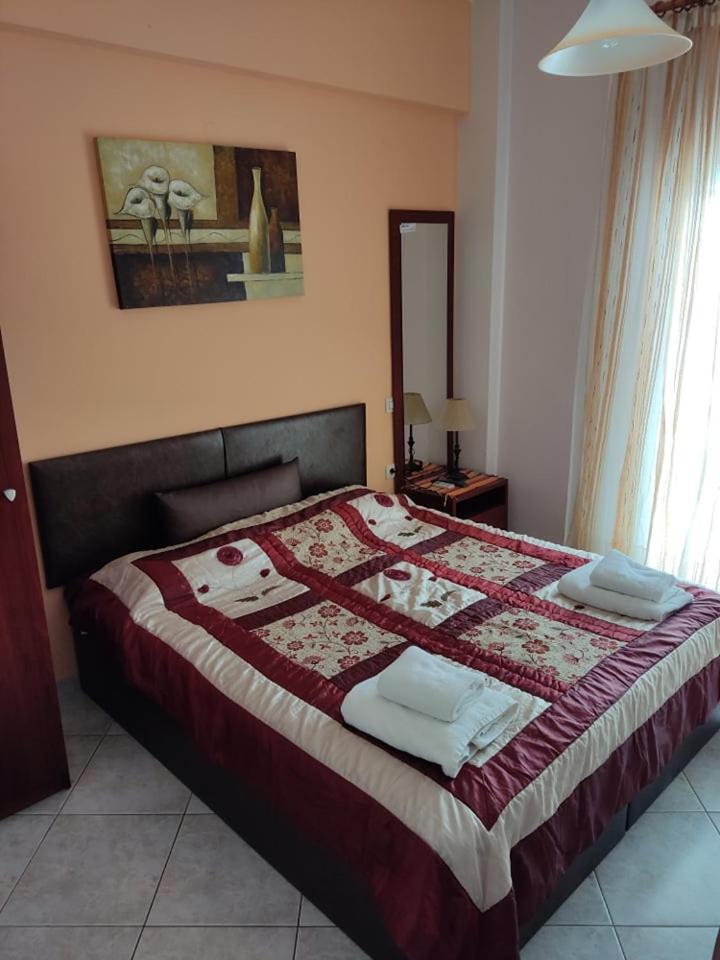 Iliadis House view 4