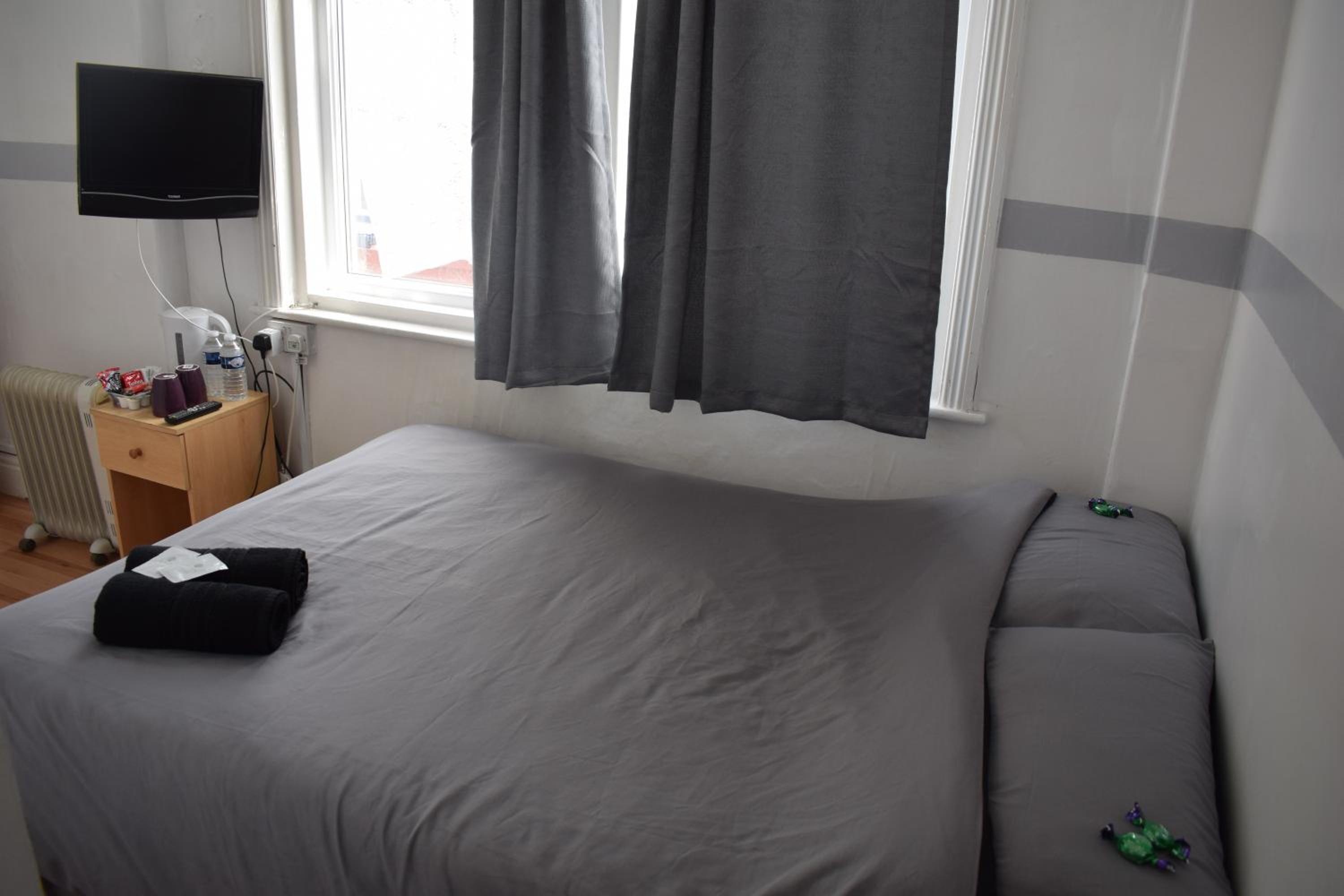 MyRoomz Orchid Hotel