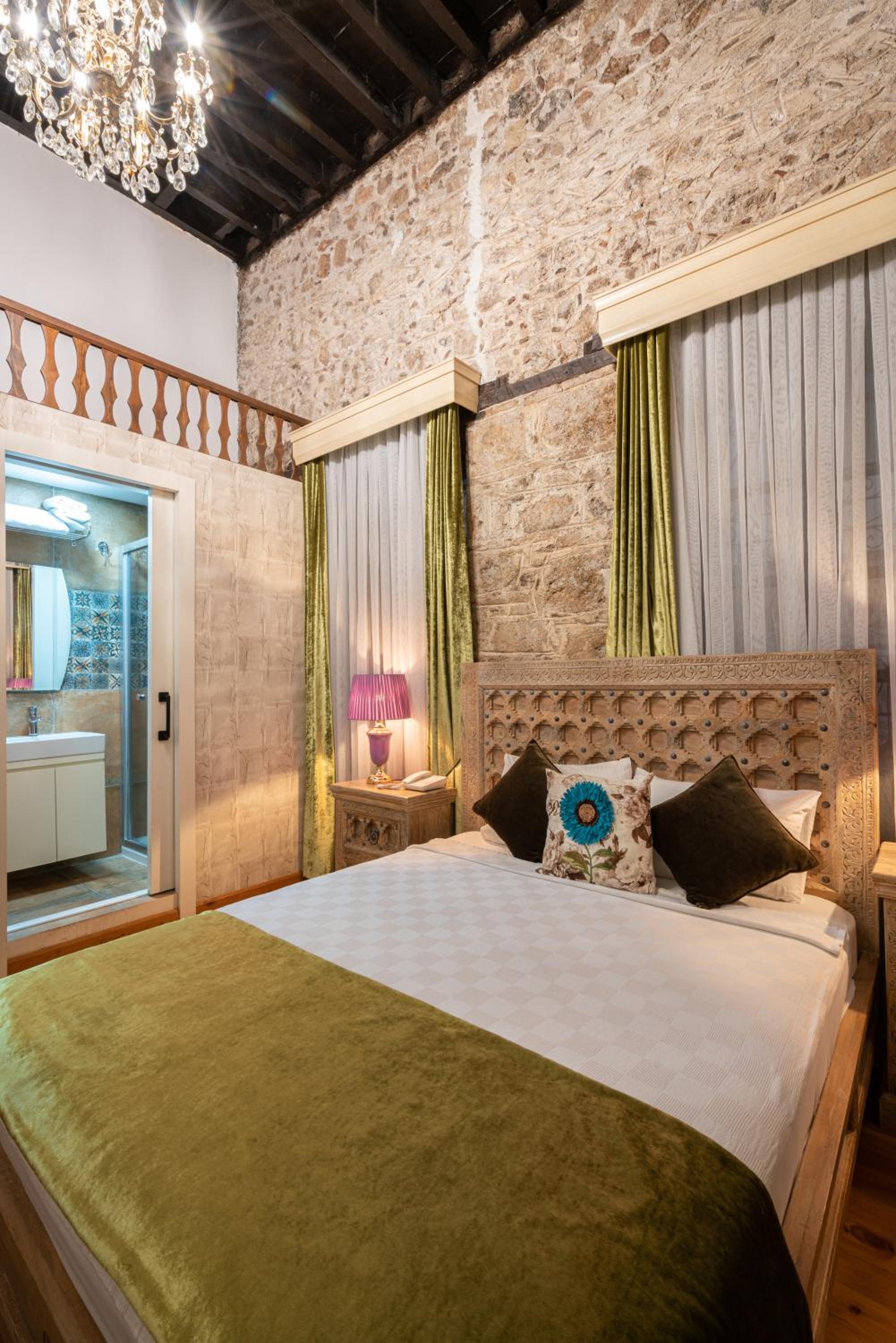 Cedrus Hotel - Image 41