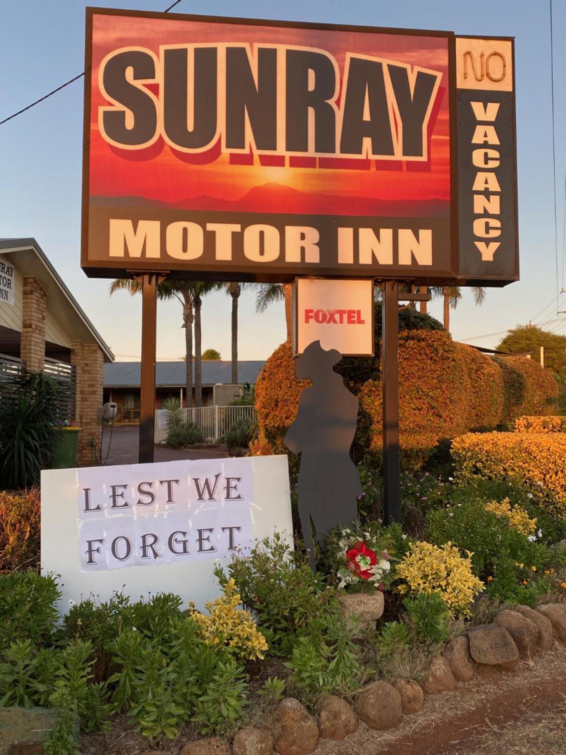 Sunray Motor Inn