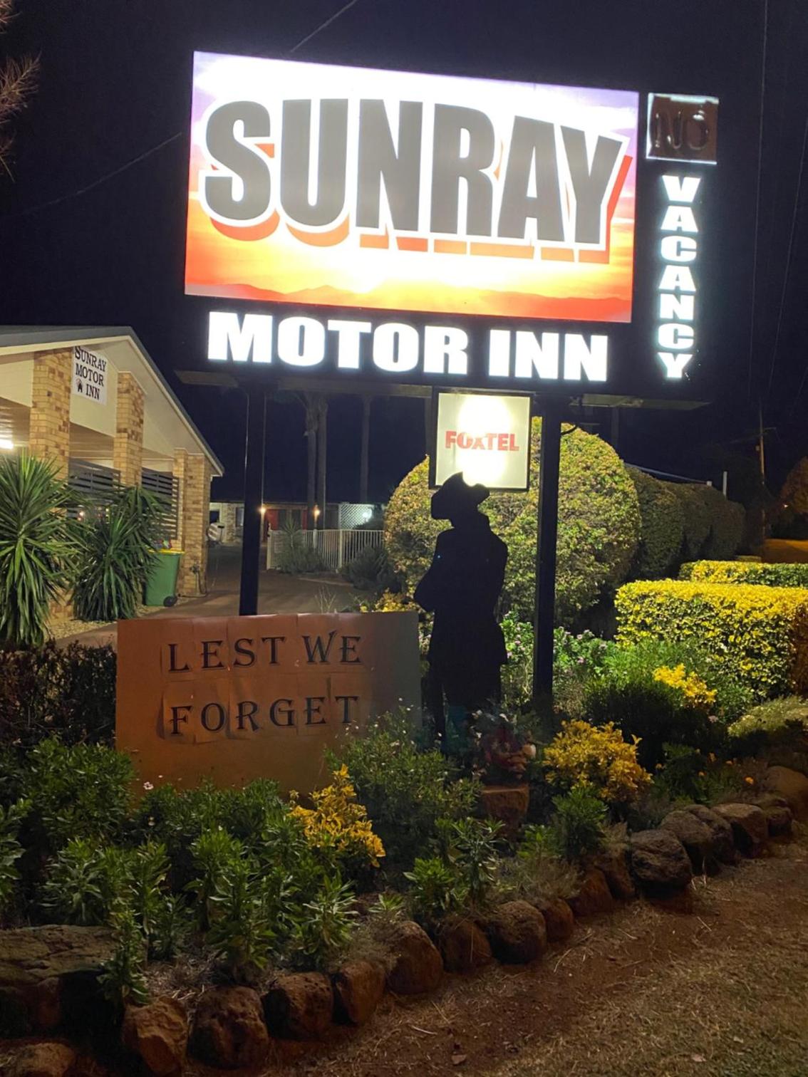 Sunray Motor Inn