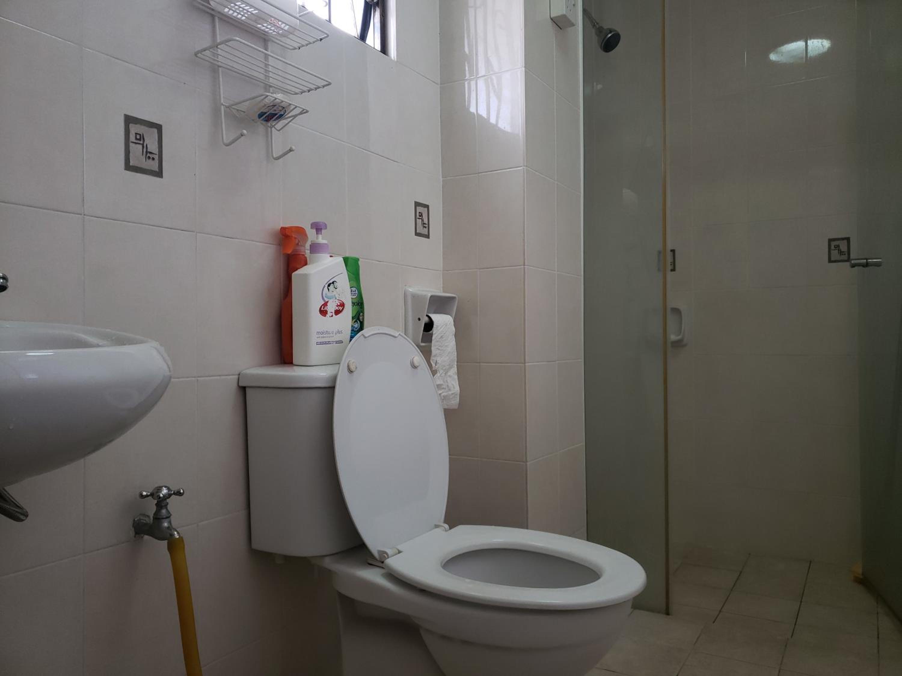 Izzahrah 4Rooms Shah Alam photo 8