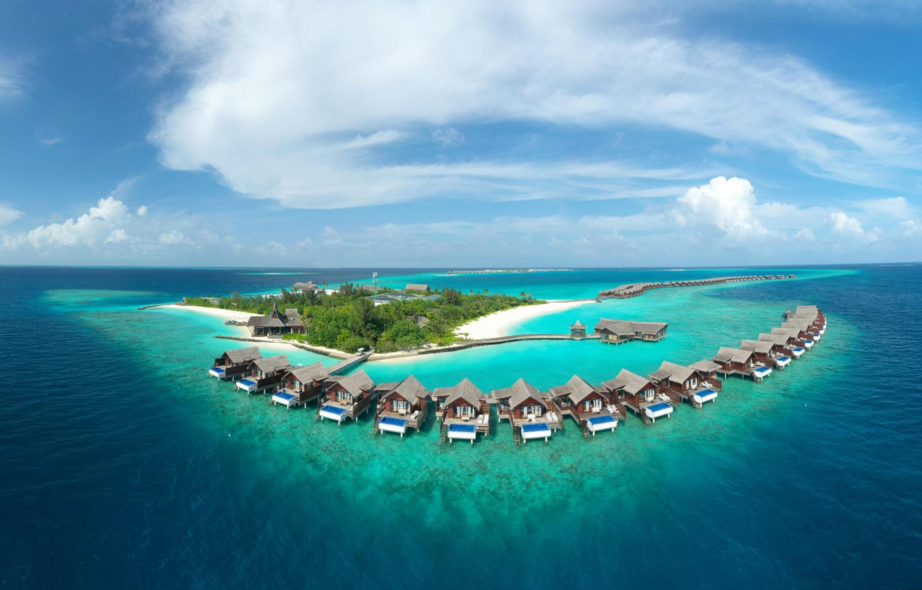 Hotel Grand Park Kodhipparu Maldives - Child Stay & Eat Free Until 30 Nov 2024 - Image 1